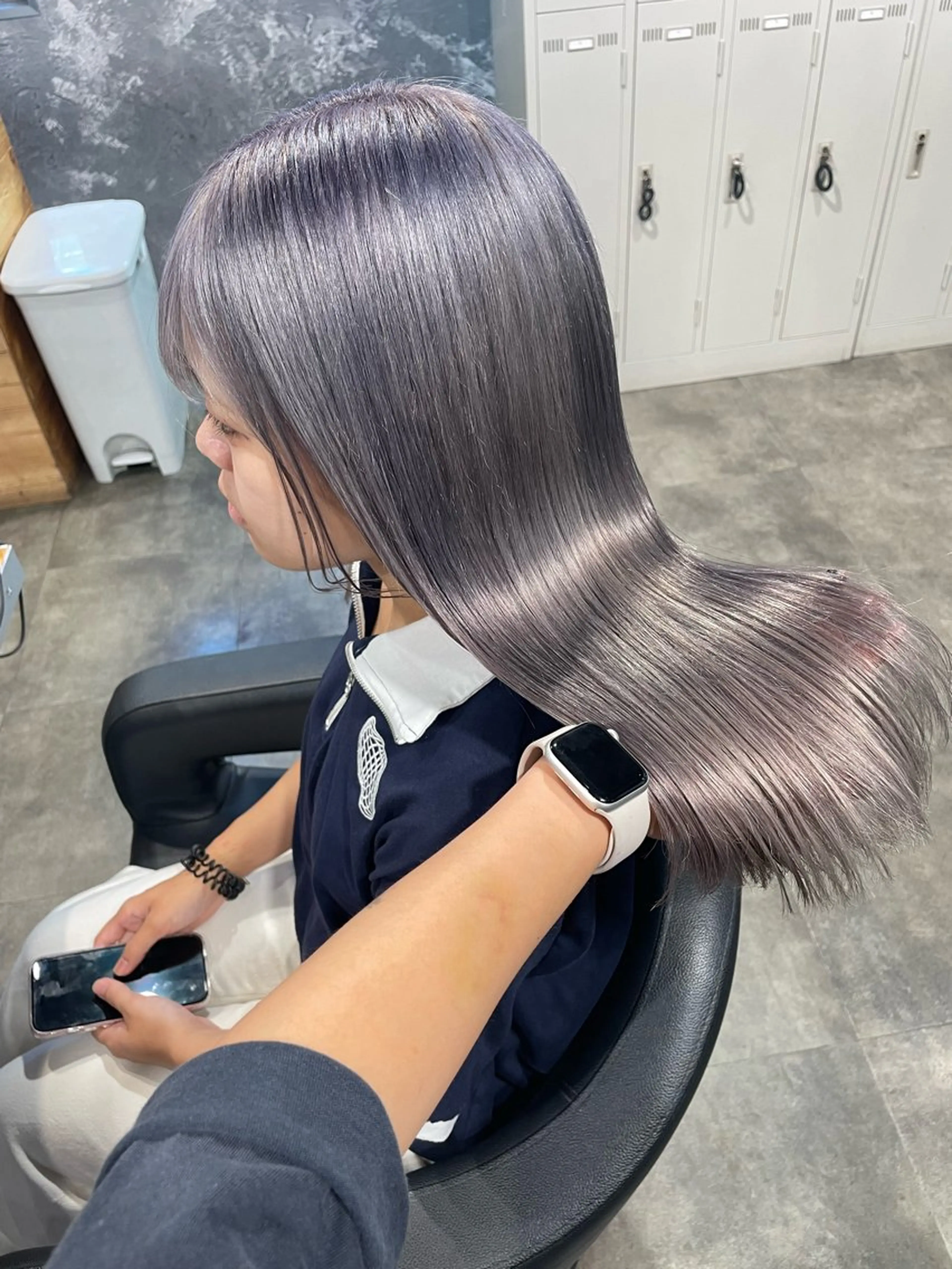 セミロング カラー ヘアカラー ハイトーンブロンド 横浜💞ミオのヘアスタイル