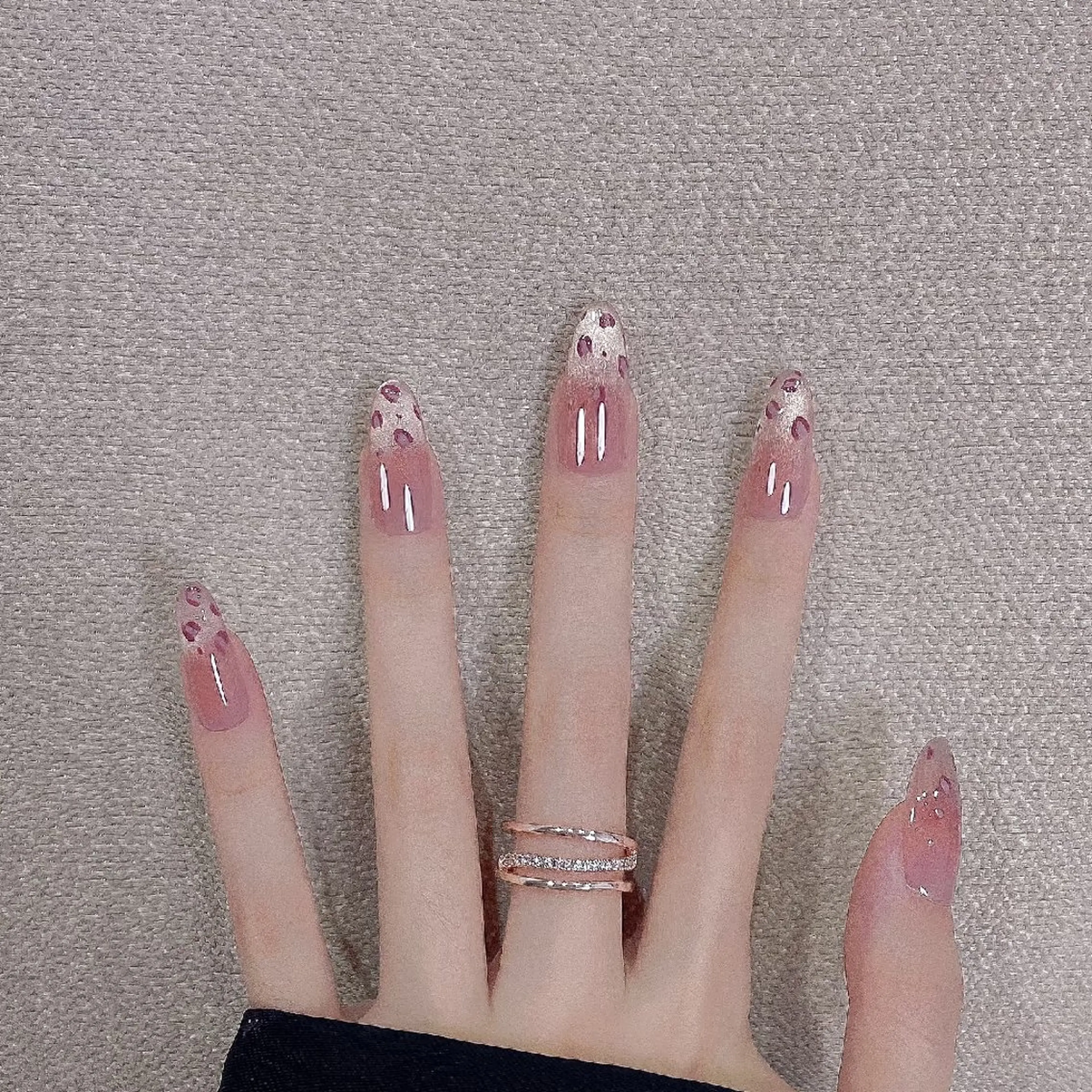 ネイル 鈴木 彩星のネイルデザイン