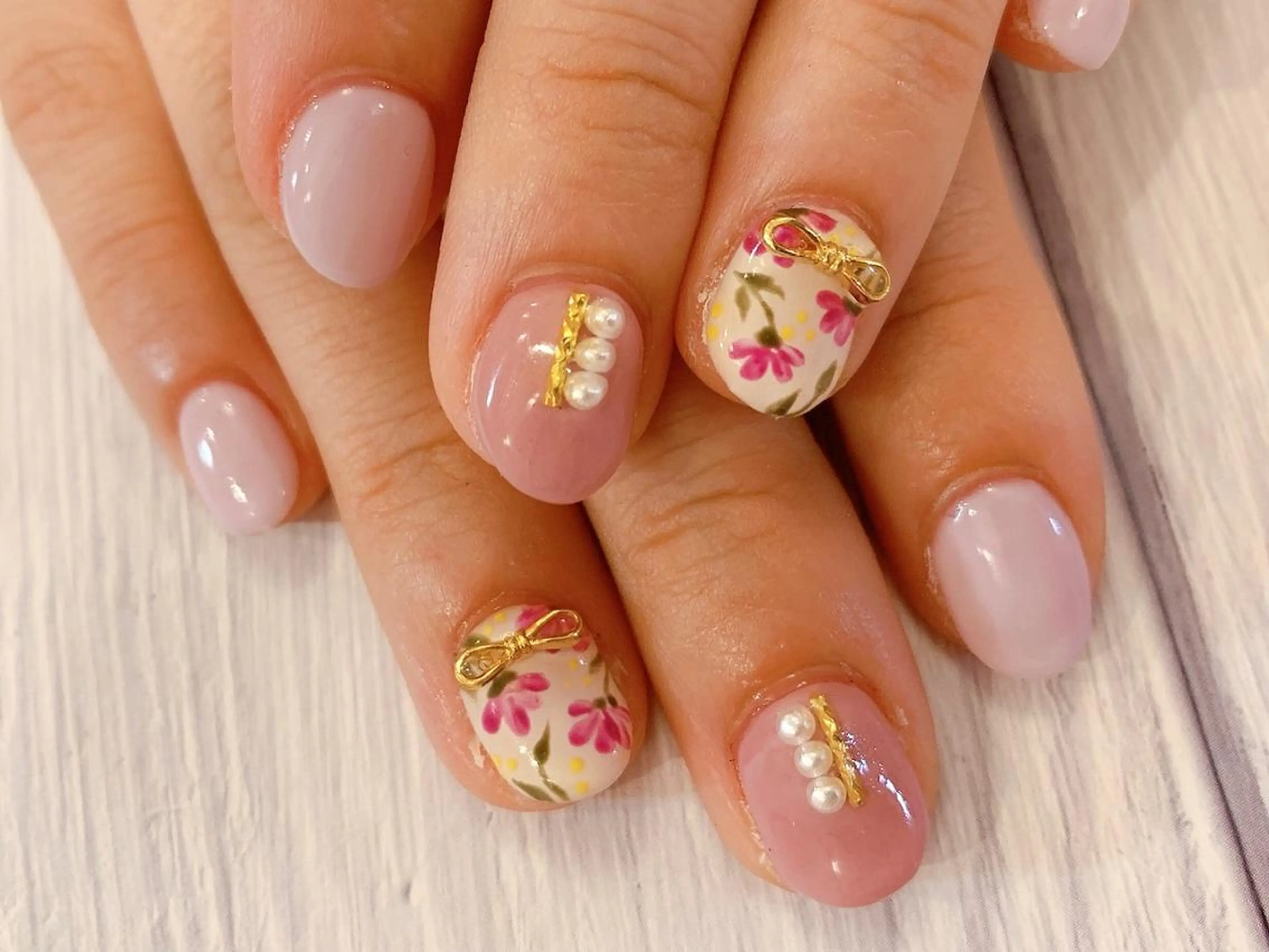 ネイル アートネイル f'bloom  L’ecrinのネイルデザイン