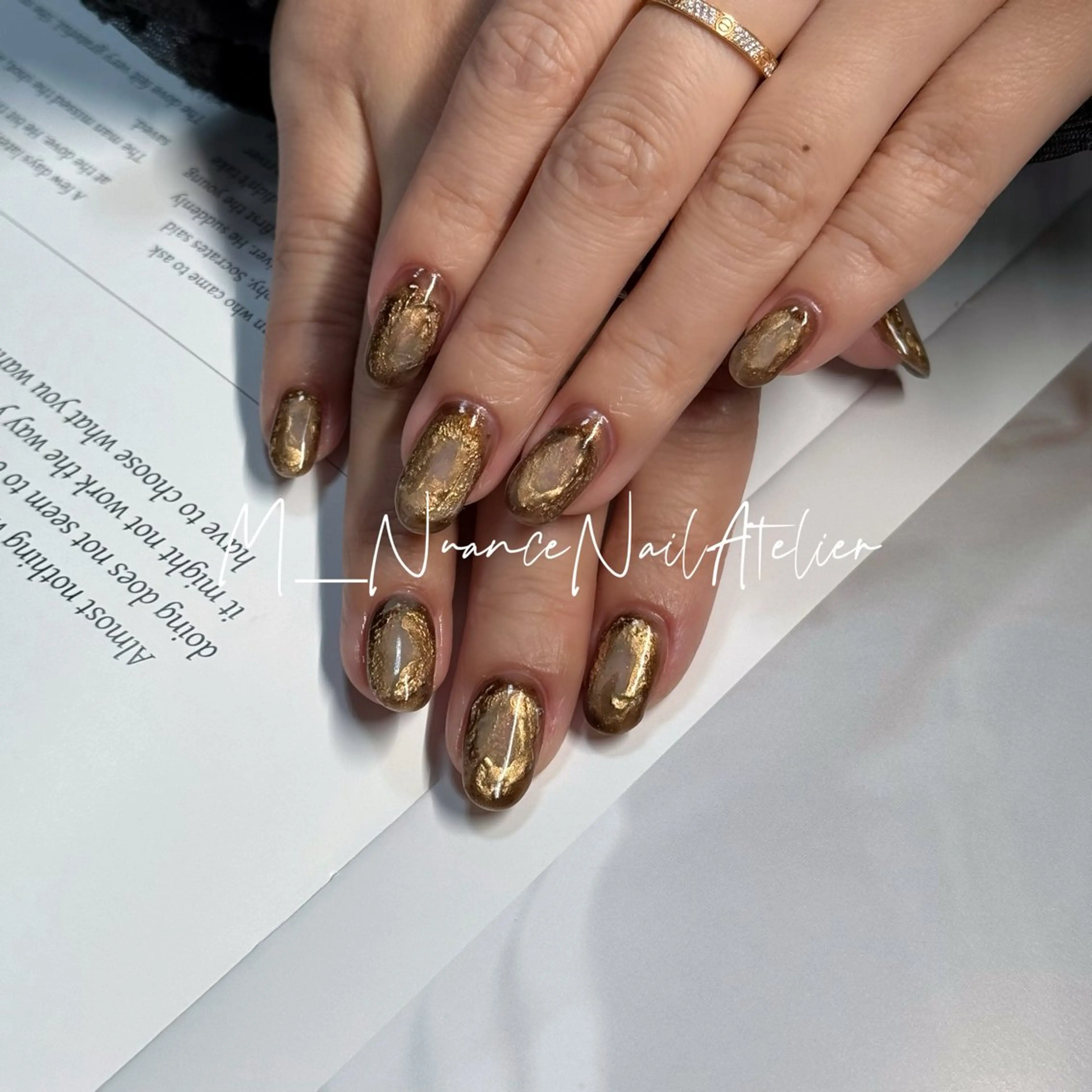 ネイル マグネットネイル ニュアンスネイル オフィスネイル シンプルネイル ハンドネイル GO TODAY横浜Solace店所属・M___nail atelierのネイルデザイン