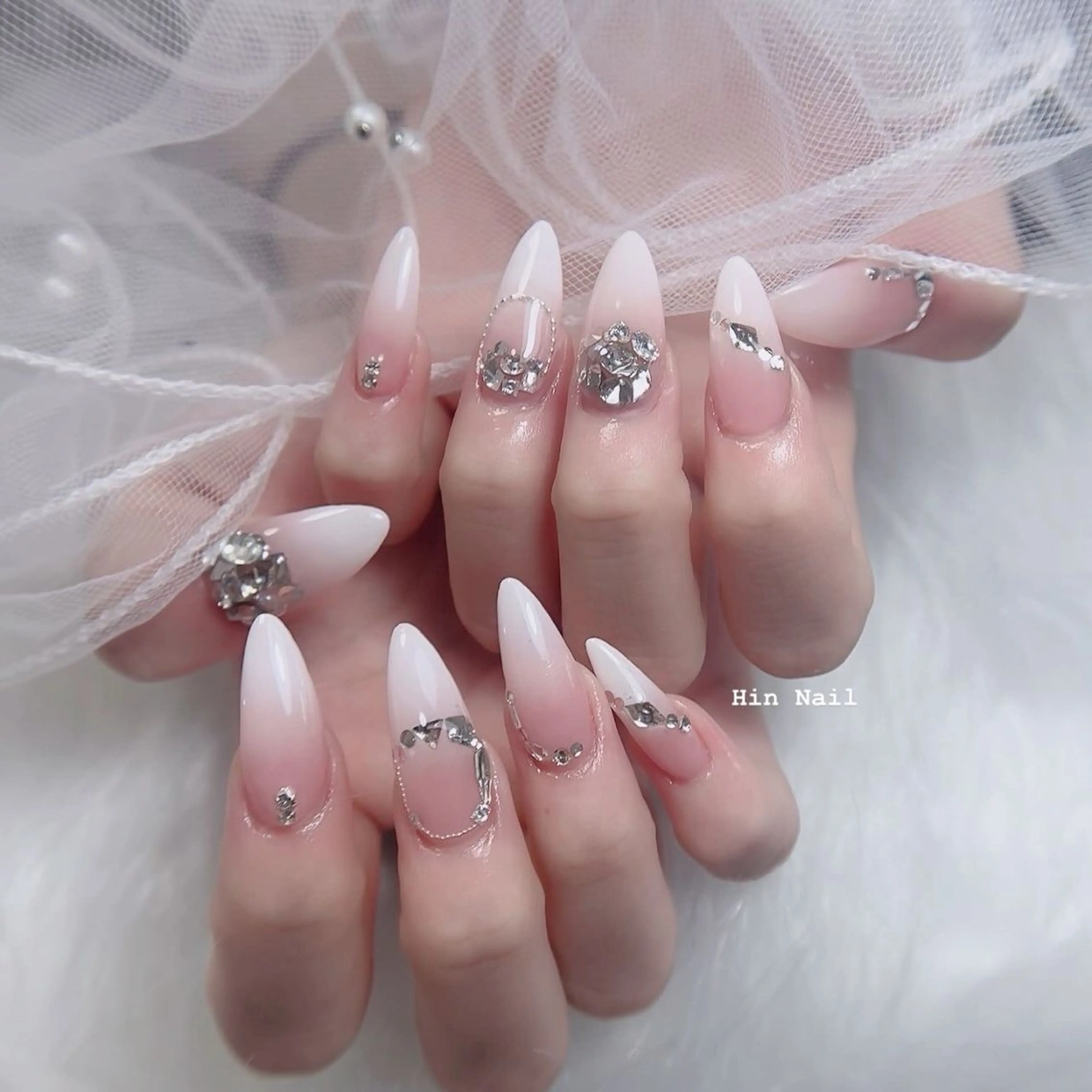 ネイル ハンドネイル HIN NAILのネイルデザイン