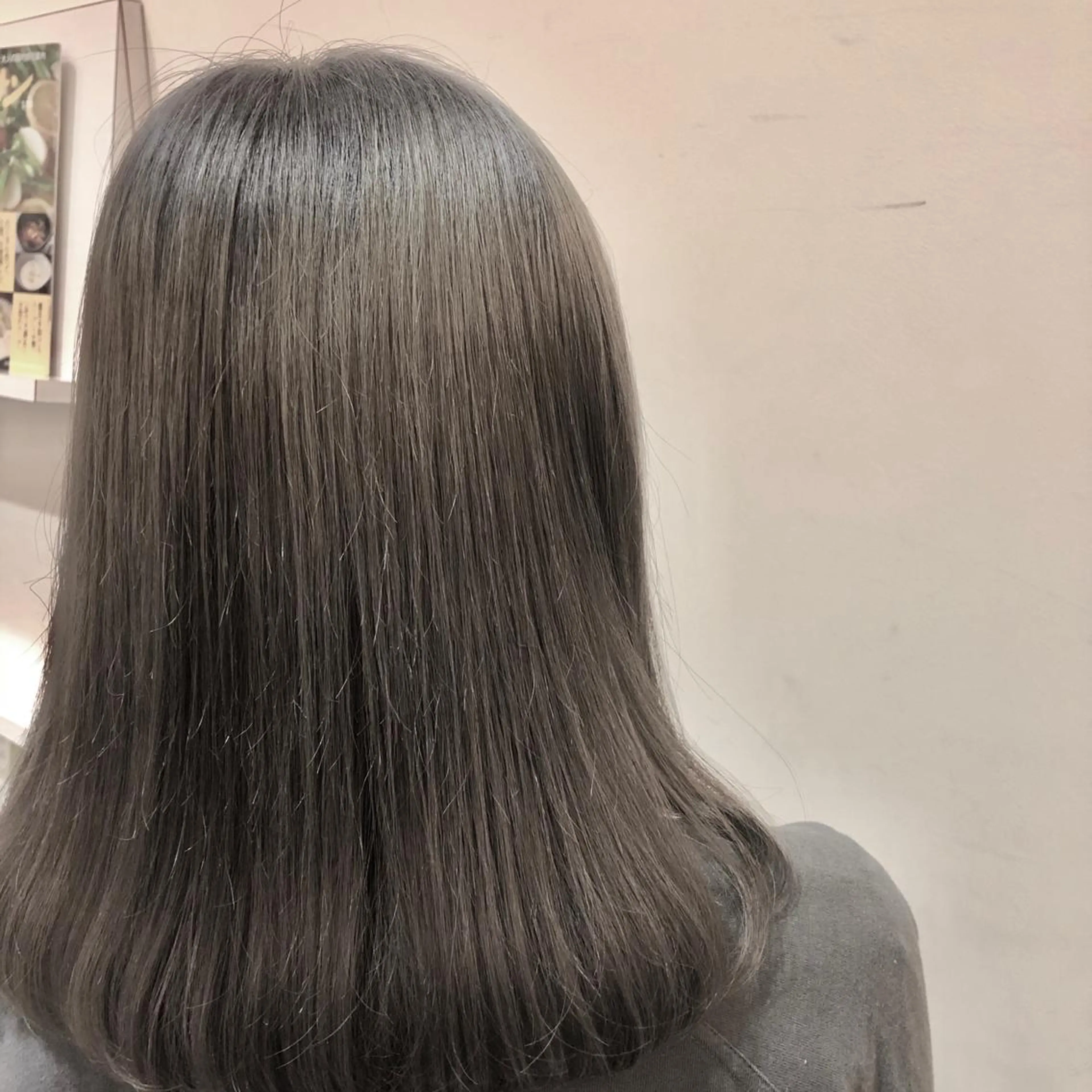 ロング カラー 韓国風レイヤーカット 松葉翔のヘアスタイル