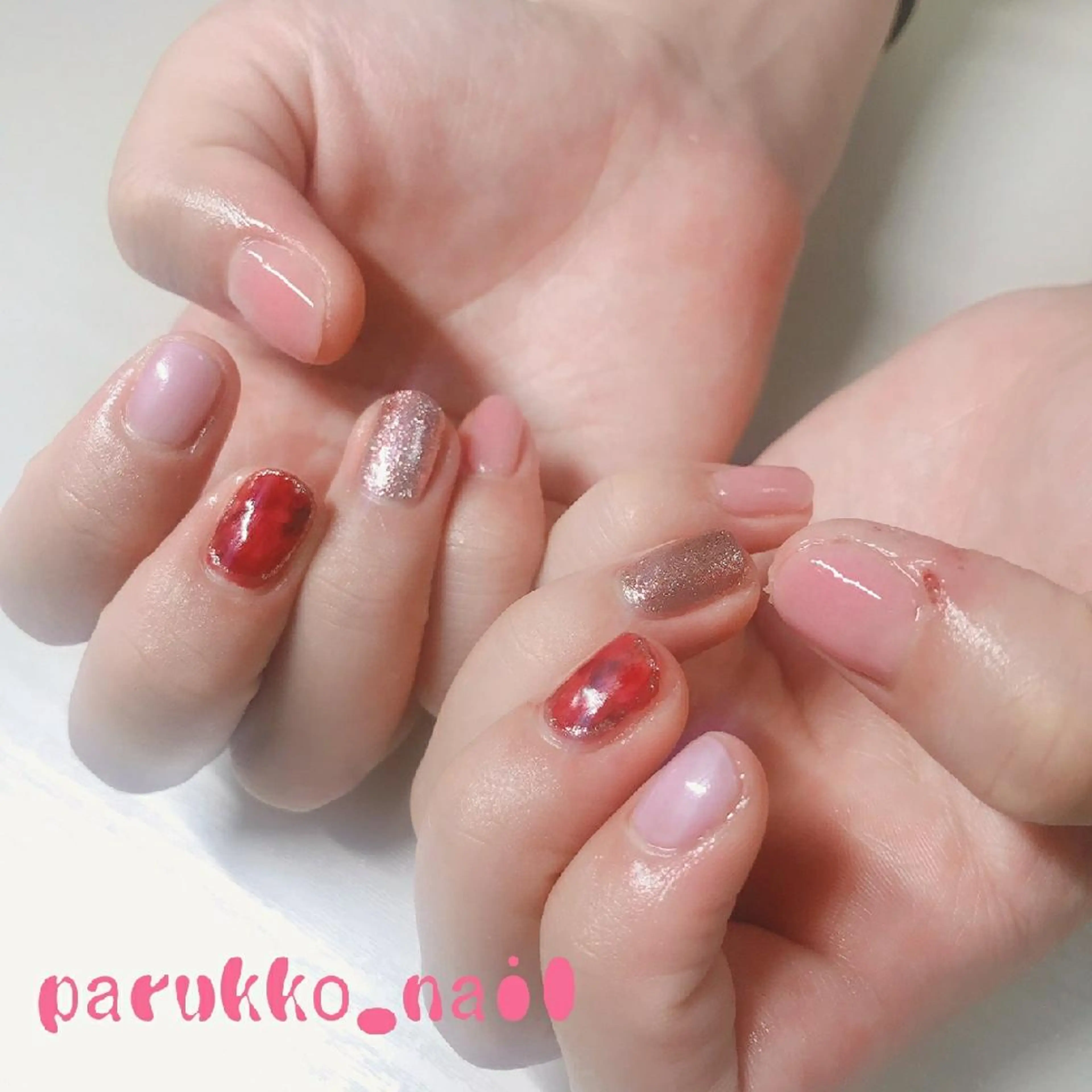 ネイル 爪工房ぱるっこ所属・川岡 香を里のネイルデザイン