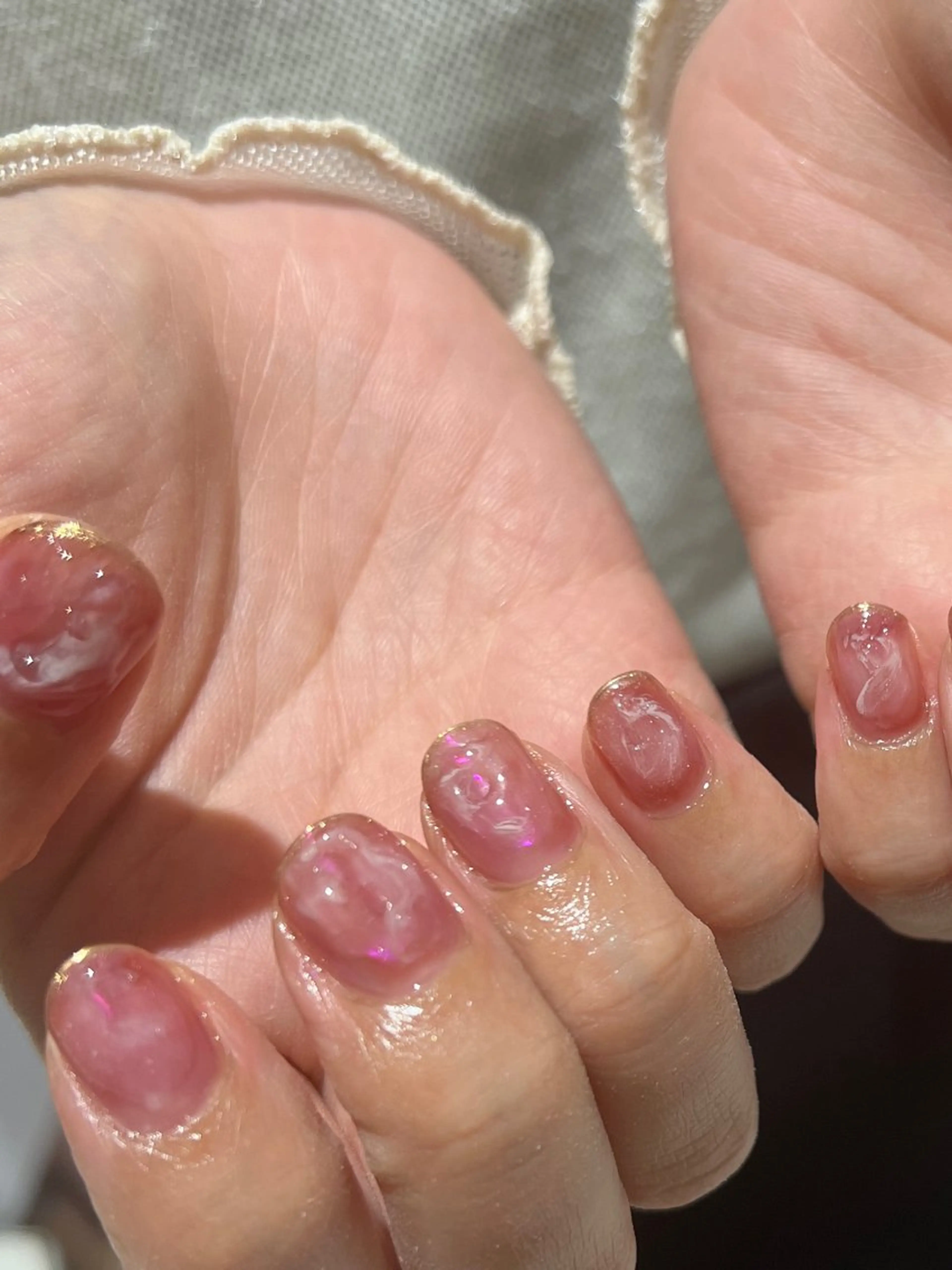 ネイル オーロラネイル ニュアンスネイル ハンドネイル GLAD nail 新宿のネイルデザイン
