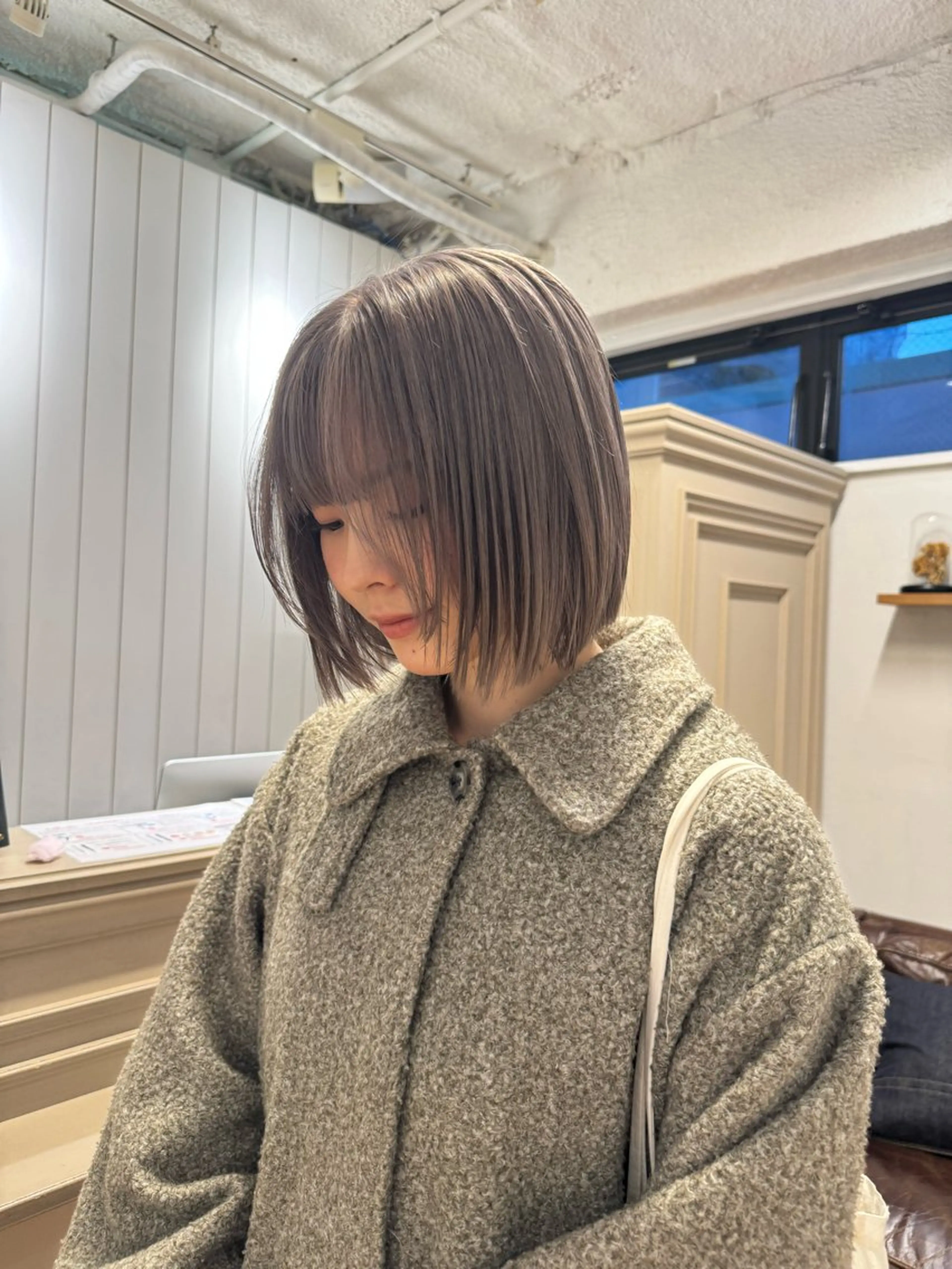 ミディアム カラー ベージュカラー シルバー シルバーベージュ カット ヘアカラー Lomalia 🤍🫧/makoのヘアスタイル