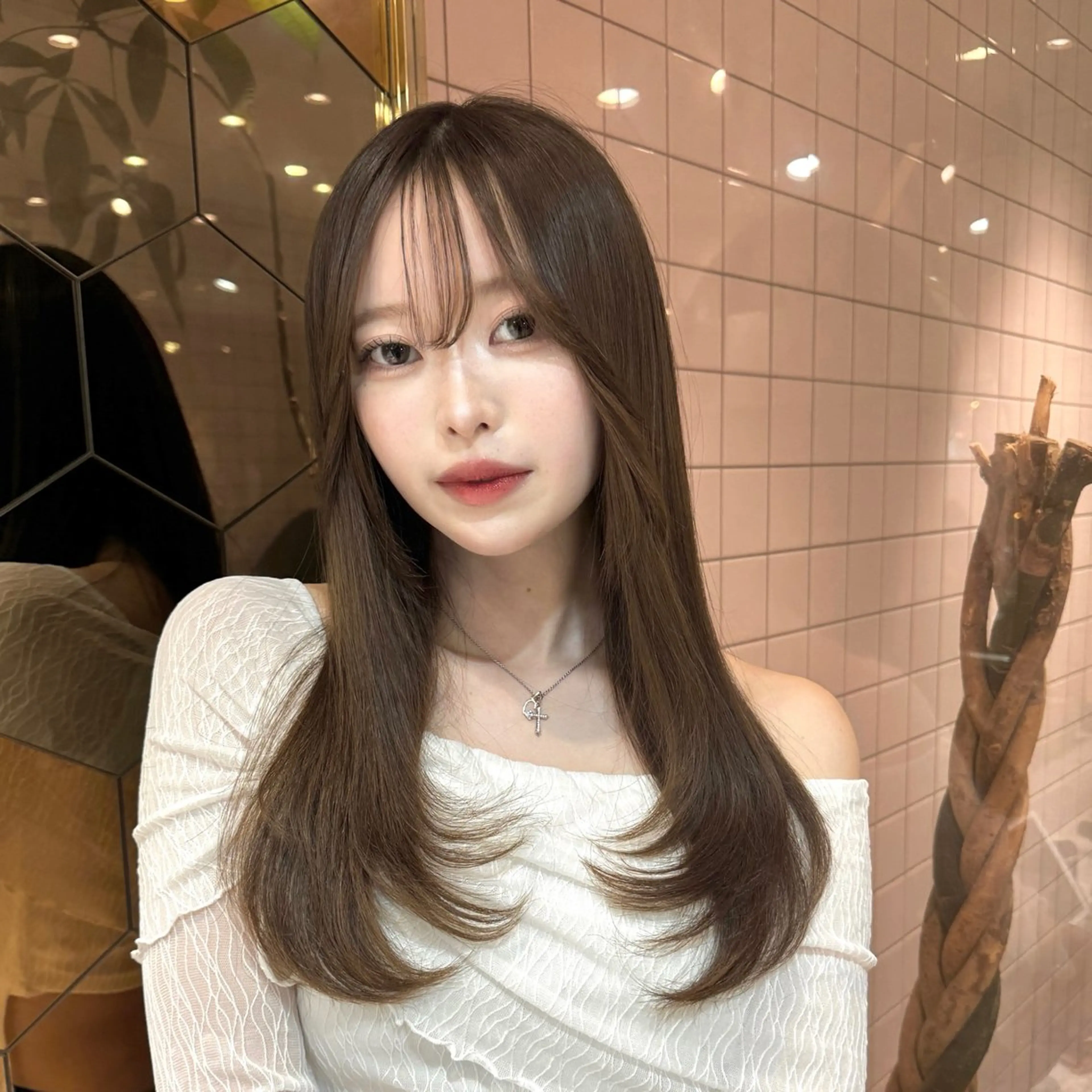 ロング 韓国風ヘア レイヤーカット カット ヘアカラー トリートメント 🎀しゅな/韓国 レイヤー/透明感♡のヘアスタイル