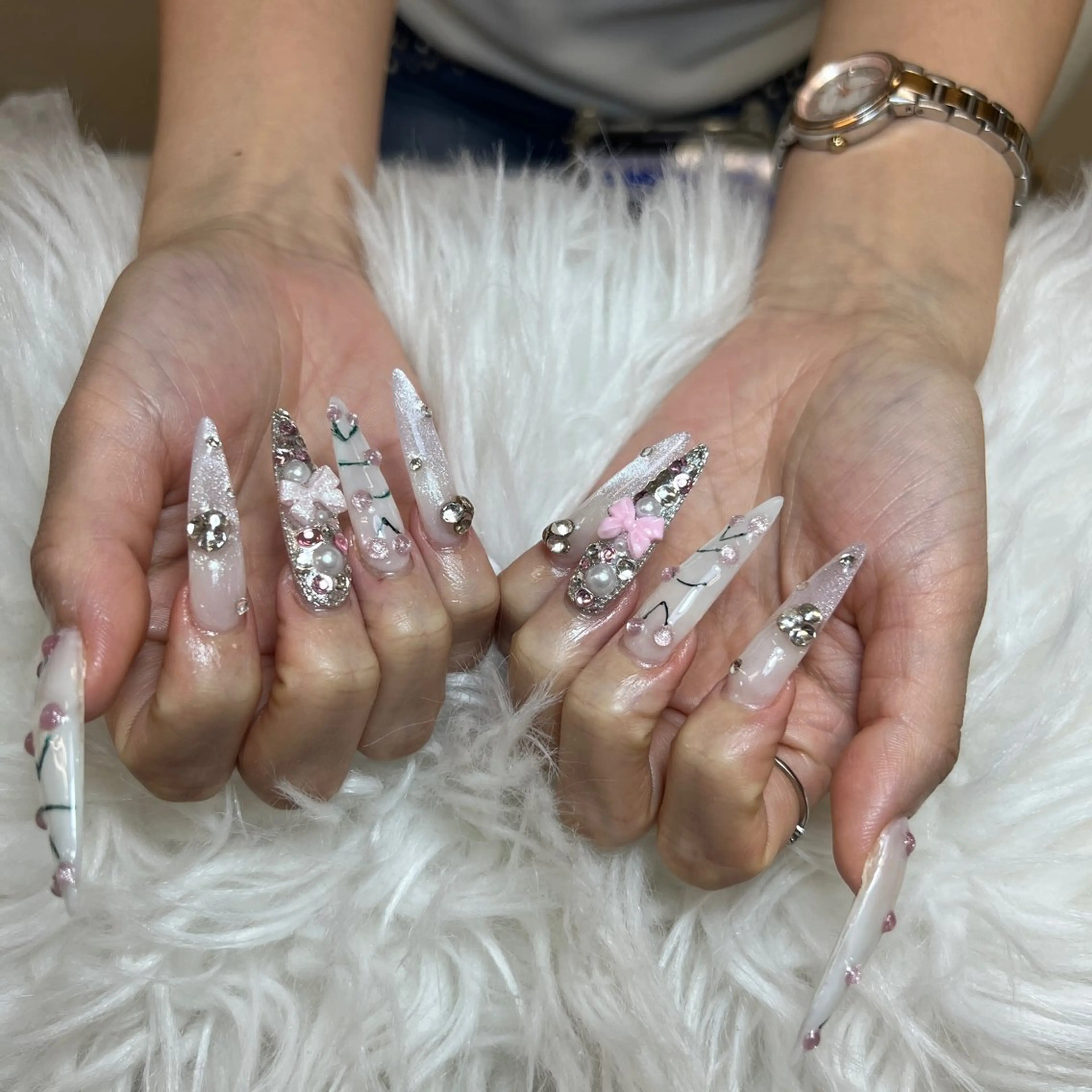 ネイル アートネイル オーロラネイル チークネイル 長さ出し フットネイル Noiranail_ studio川越西口のネイルデザイン