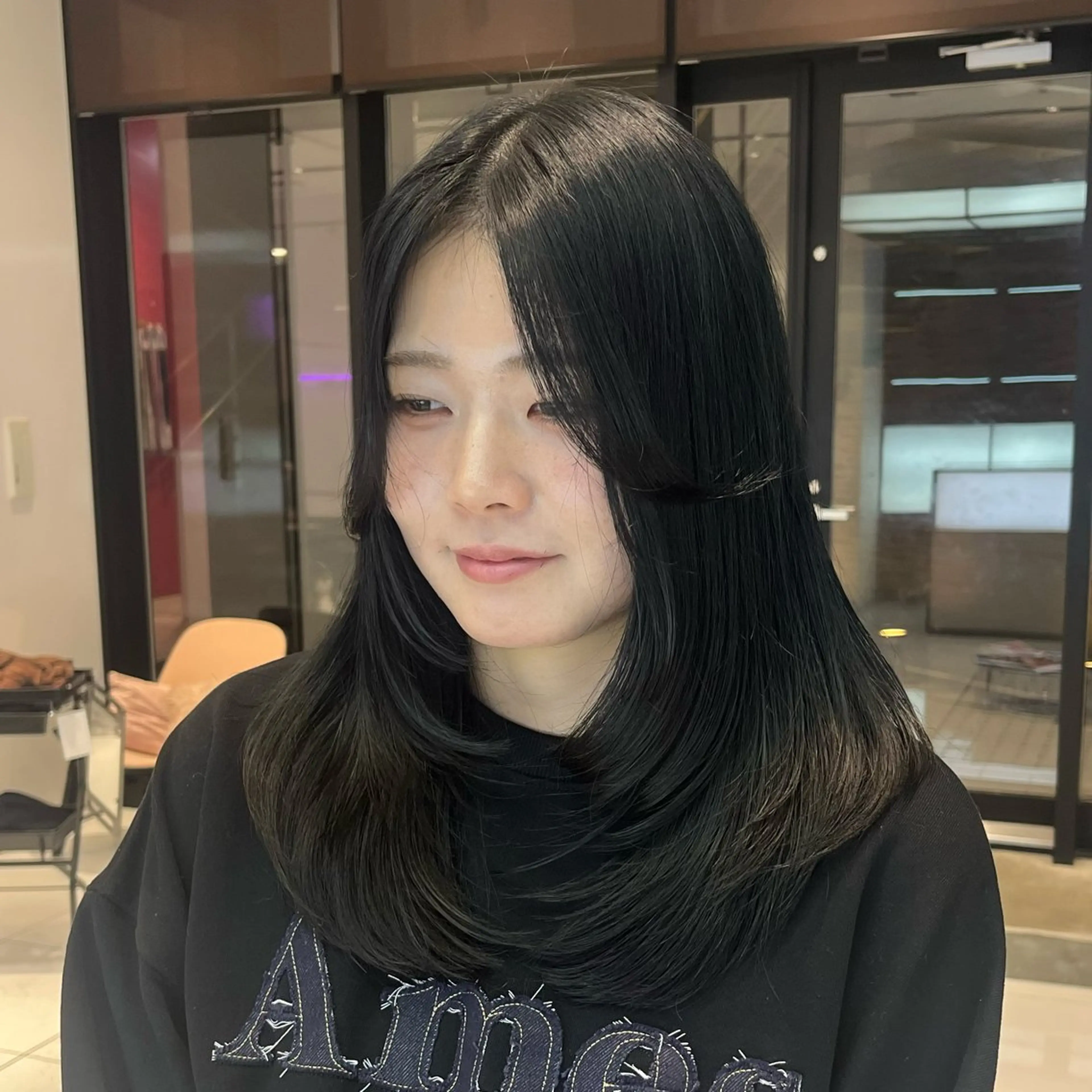 セミロング レイヤーカット KEEN吉祥寺🎀 MIYUのヘアスタイル
