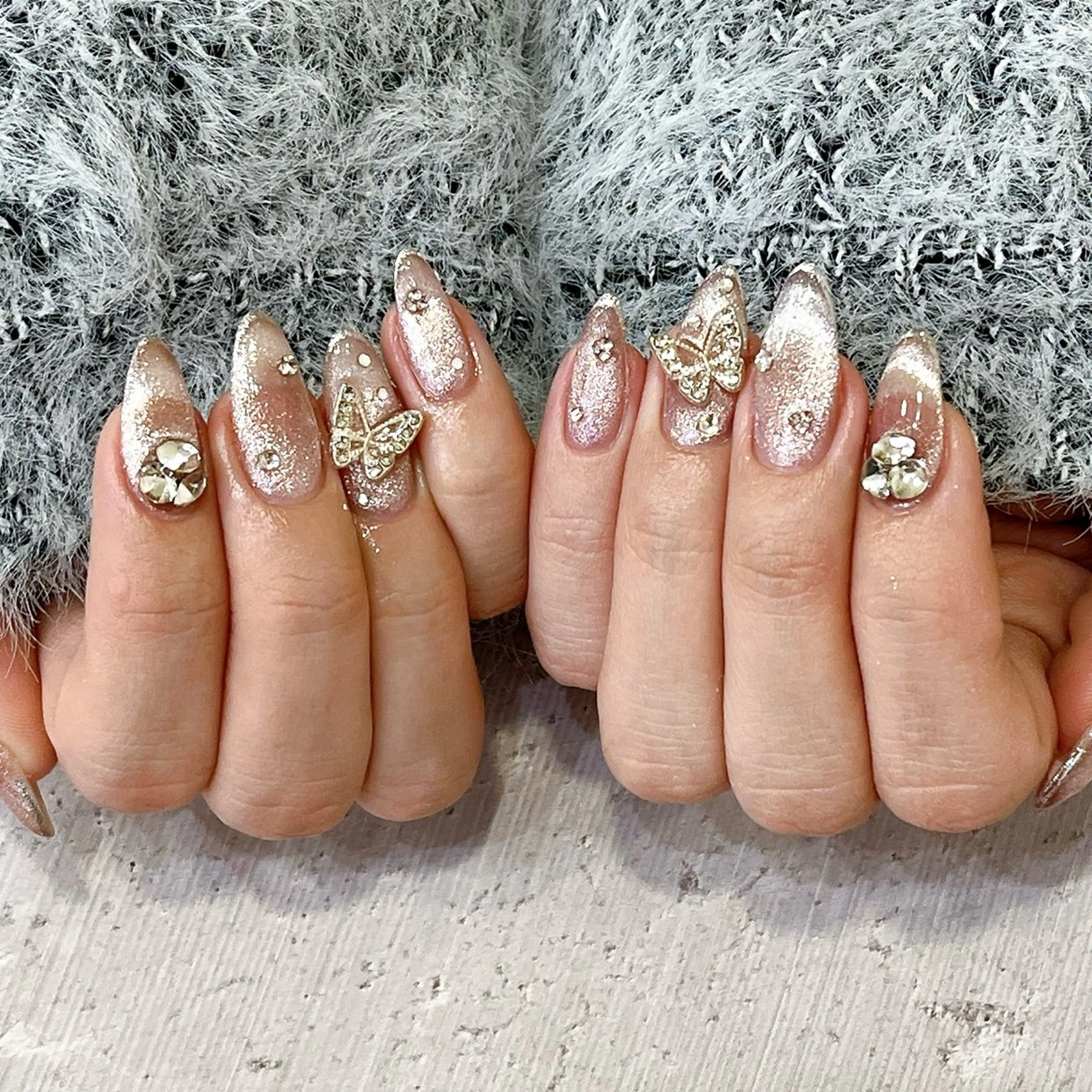 ネイル アートネイル フレンチネイル ラメ(グリッター) マグネットネイル マグネットフレンチ Ellenail名古屋所属・伊藤 愛のネイルデザイン