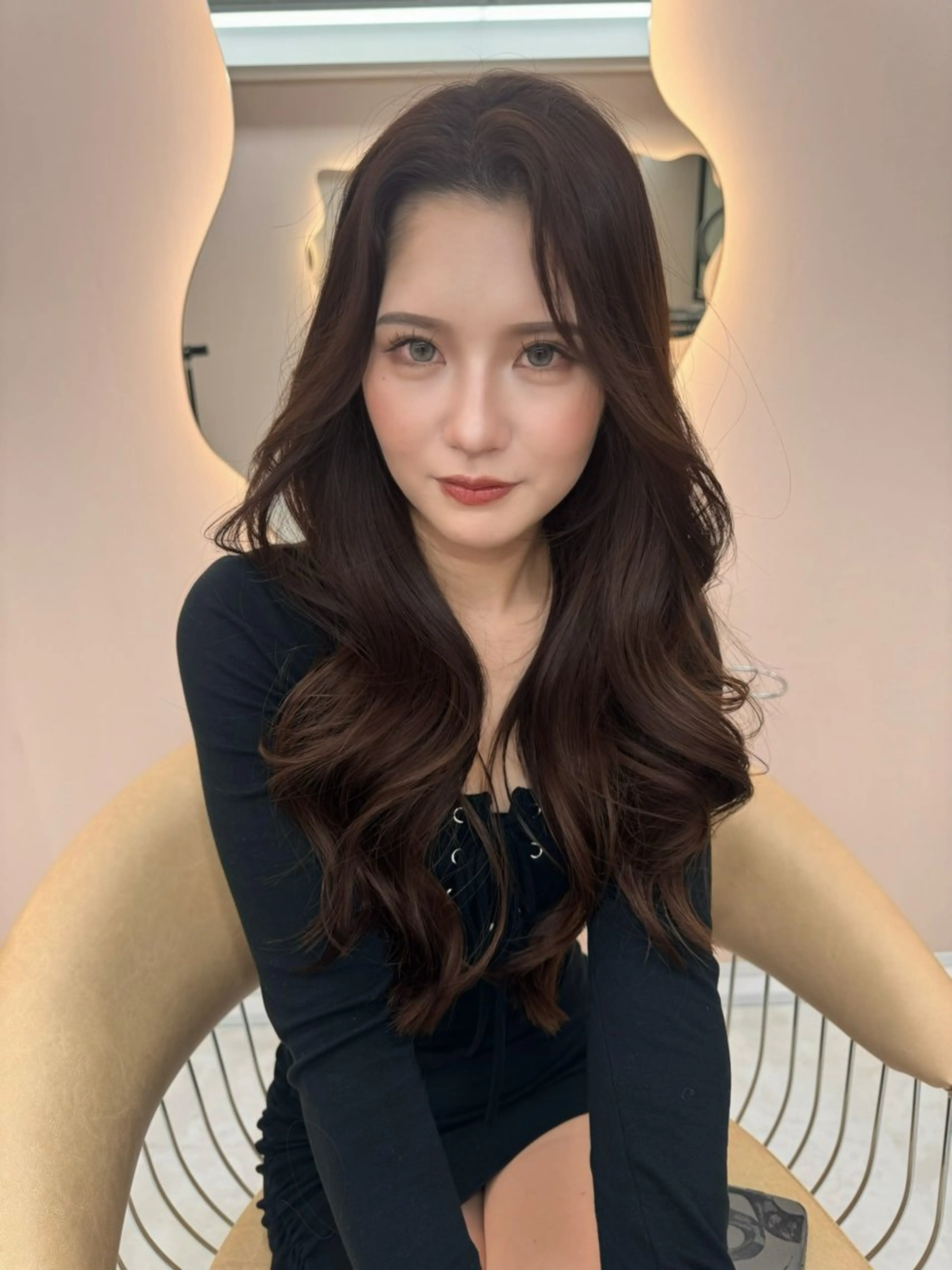 ロング YOLO所属・SHINO 渋谷／モデル募集のヘアスタイル