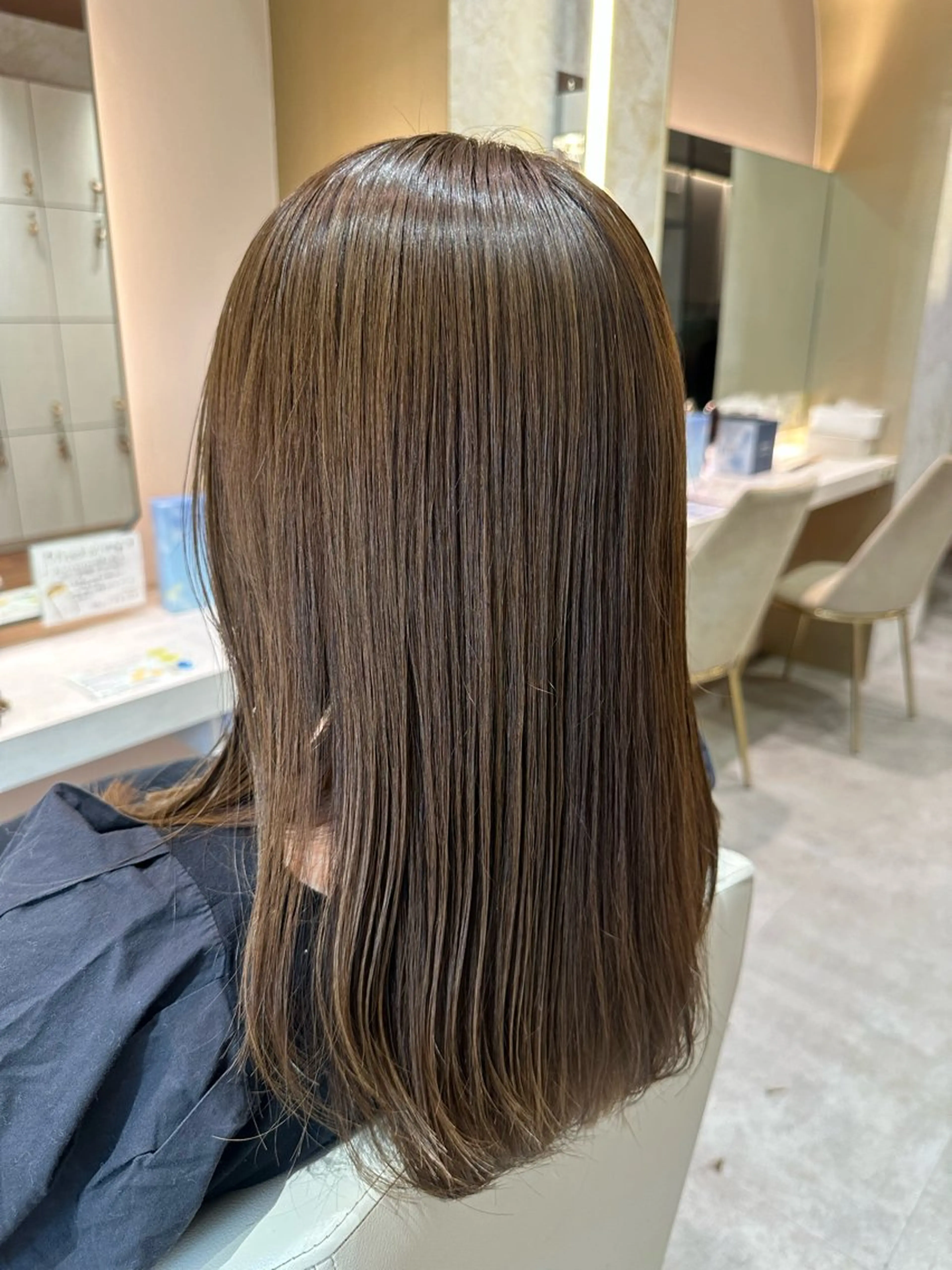 ミディアム La fith hair rond 立川店所属・kyosuke. 艶カラー/ブリーチのヘアスタイル