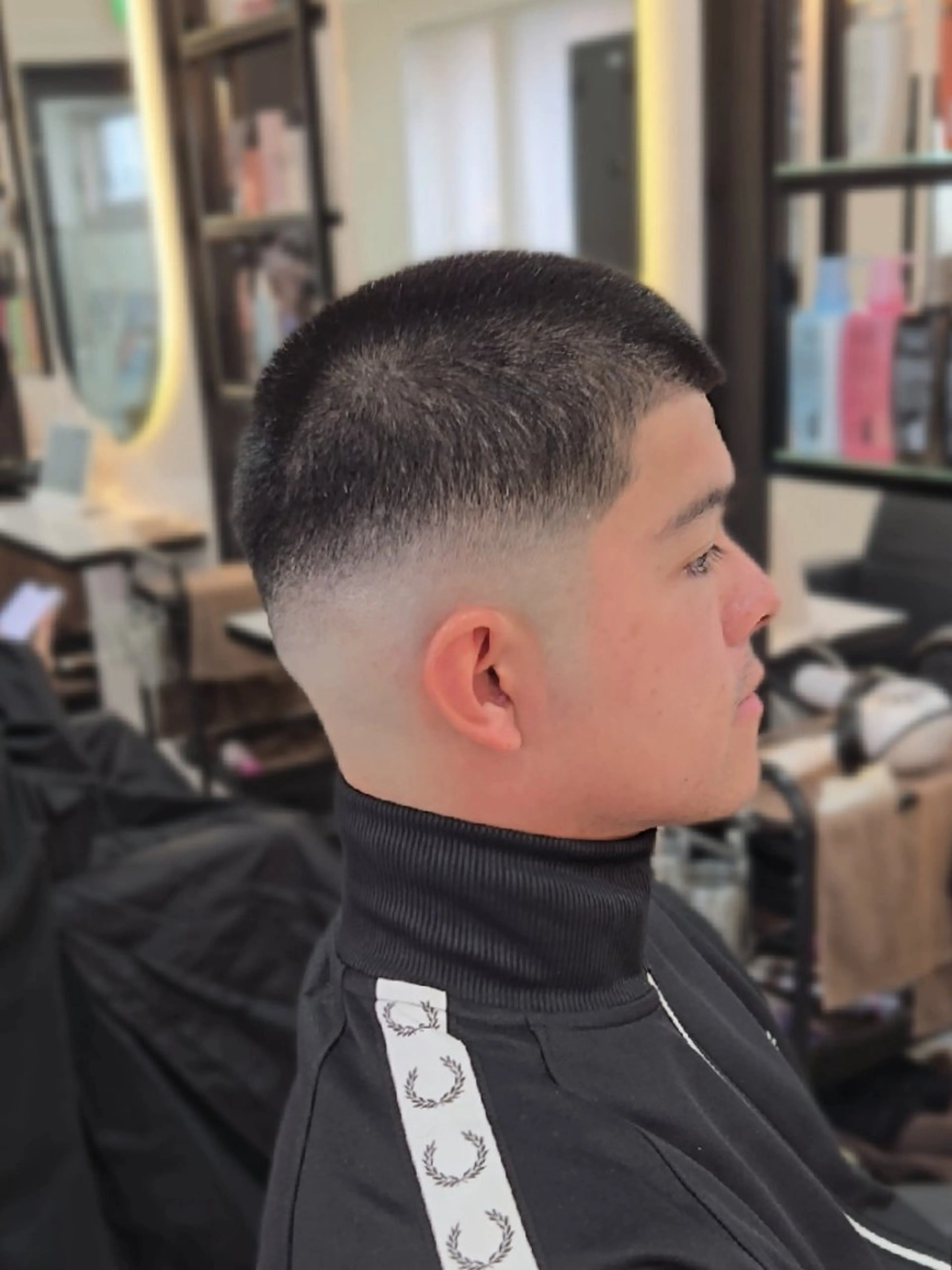 メンズ ショート フェードカット 刈り上げ バズカット カット ヘアセット Lapis 名古屋駅前店所属・LEN名古屋/パーマ メンズ特化美容師のヘアスタイル
