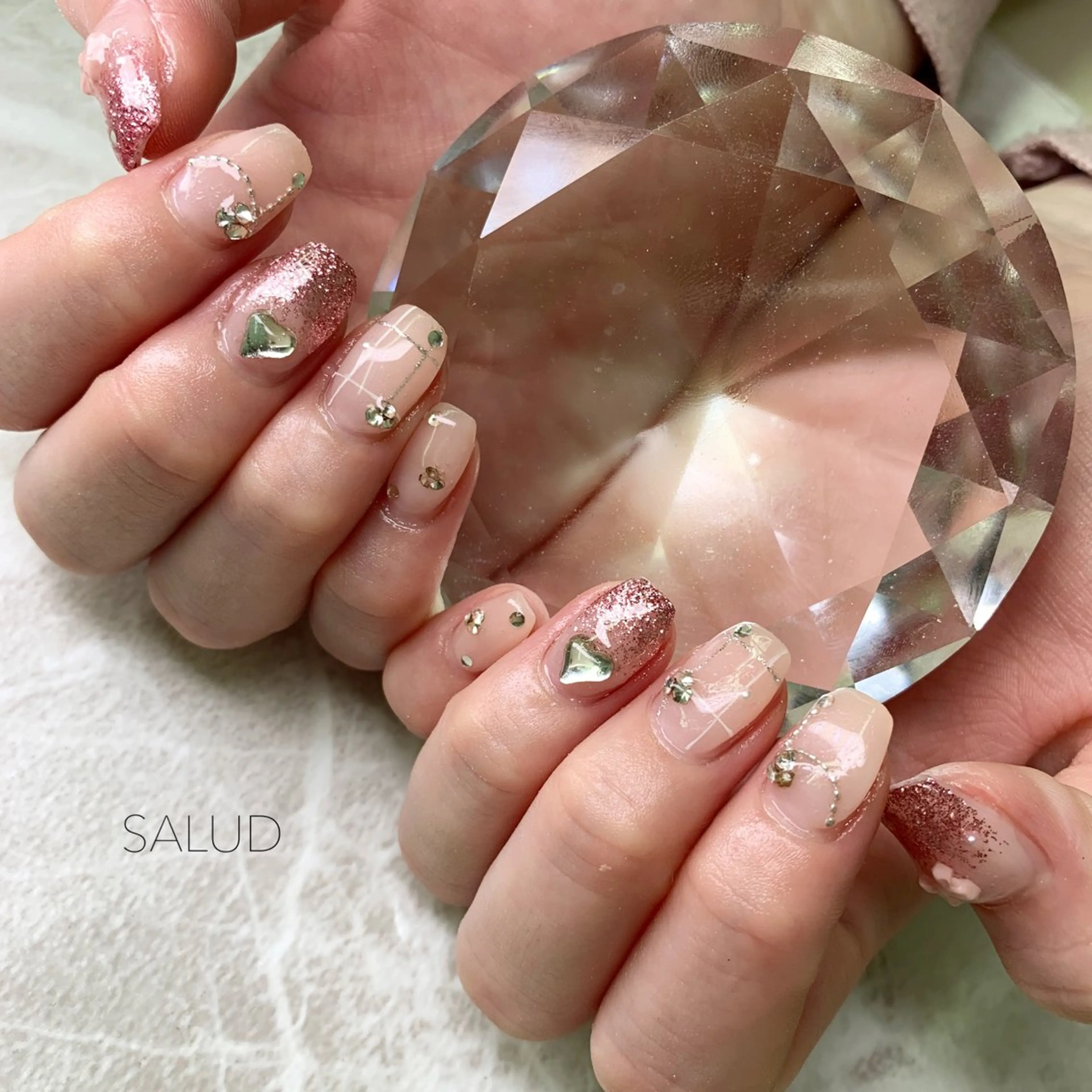 ネイル ハンドネイル Nail Salon SALUDのネイルデザイン
