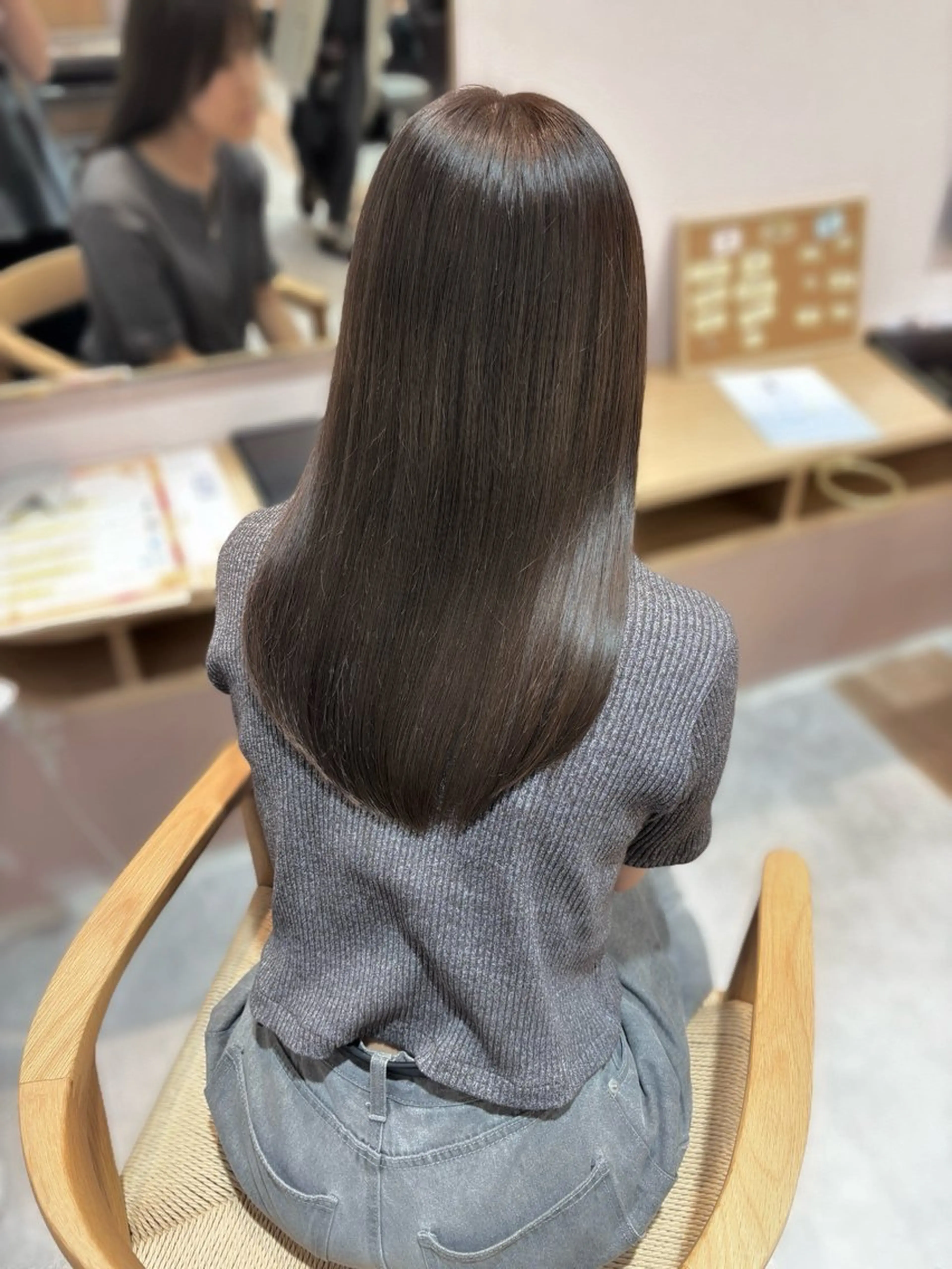 ミディアム カラー オリーブカラー カット ヘアカラー トリートメント merc. 福田茜のヘアスタイル