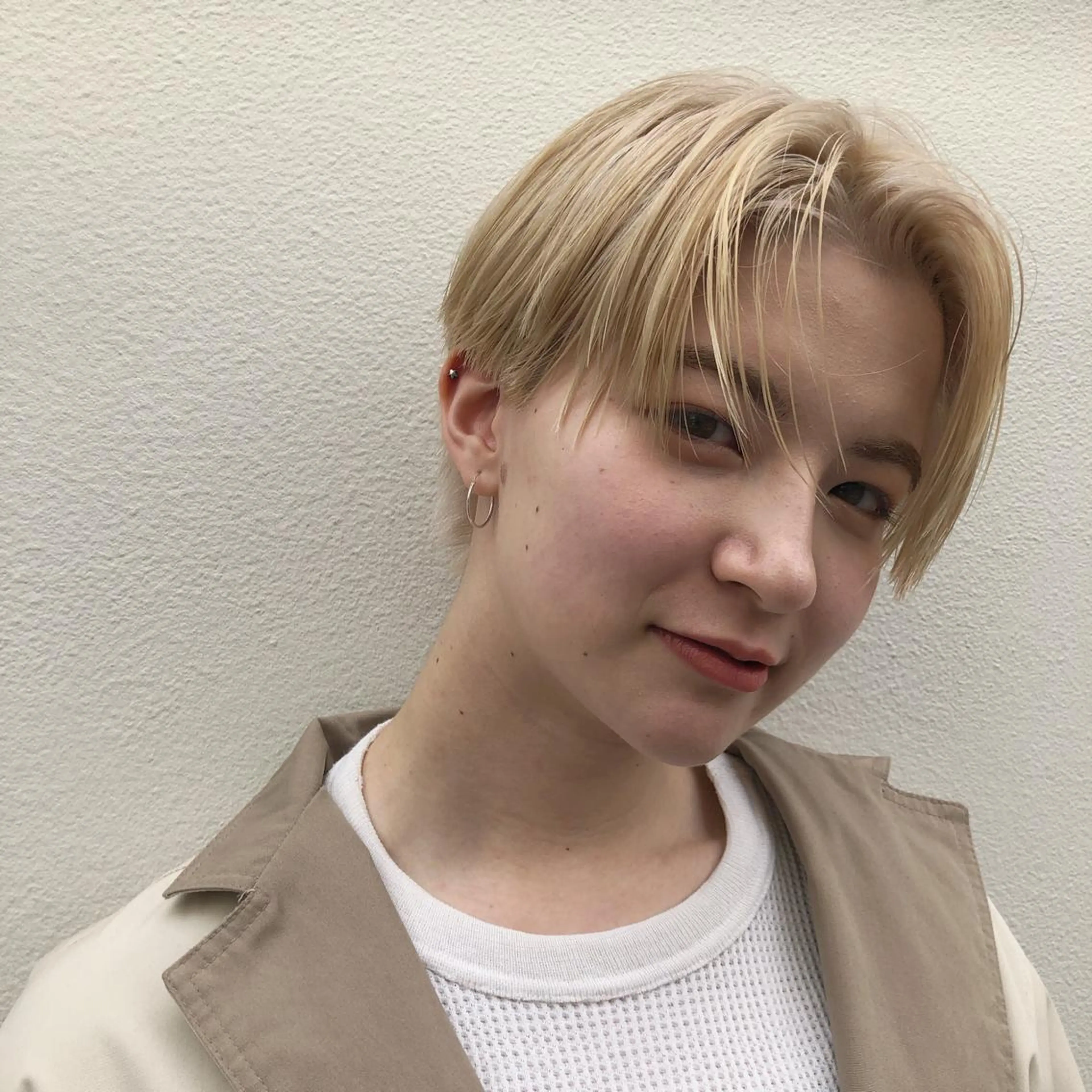 ショート カラー ハンサムショート ハイトーンカラー ショートヘア カット ヘアカラー トリートメント パーマ/透明感カラー /ボブ/吉田一生のヘアスタイル