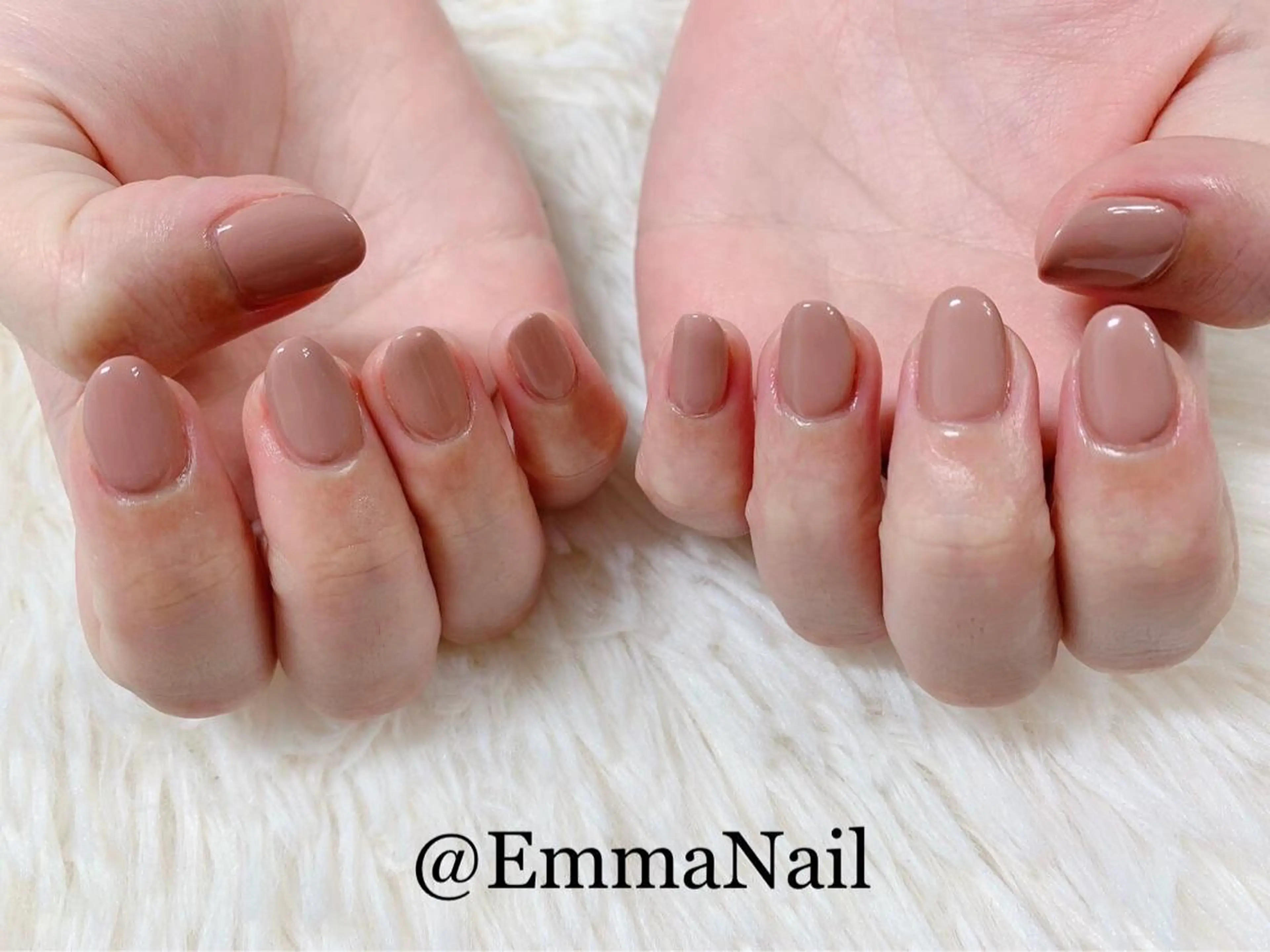 ネイル ジェルネイル ワンカラーネイル ピンク ピンクベージュ ハンドネイル salon EM&A emiのネイルデザイン