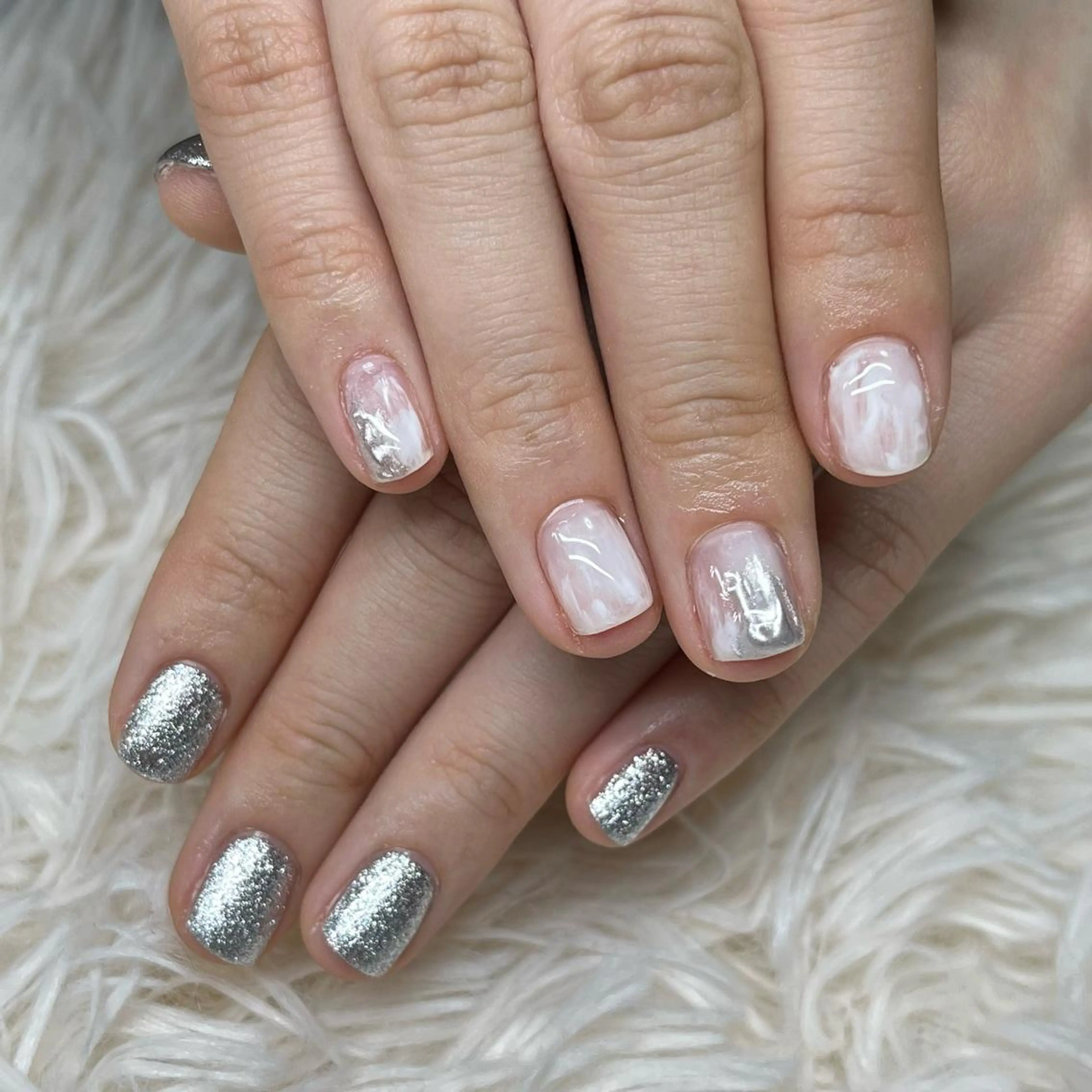 ネイル アートネイル クリアネイル フレンチネイル ジェルネイル ガラスフレンチ 🐕🦺Yappy 💗A-tanのネイルデザイン