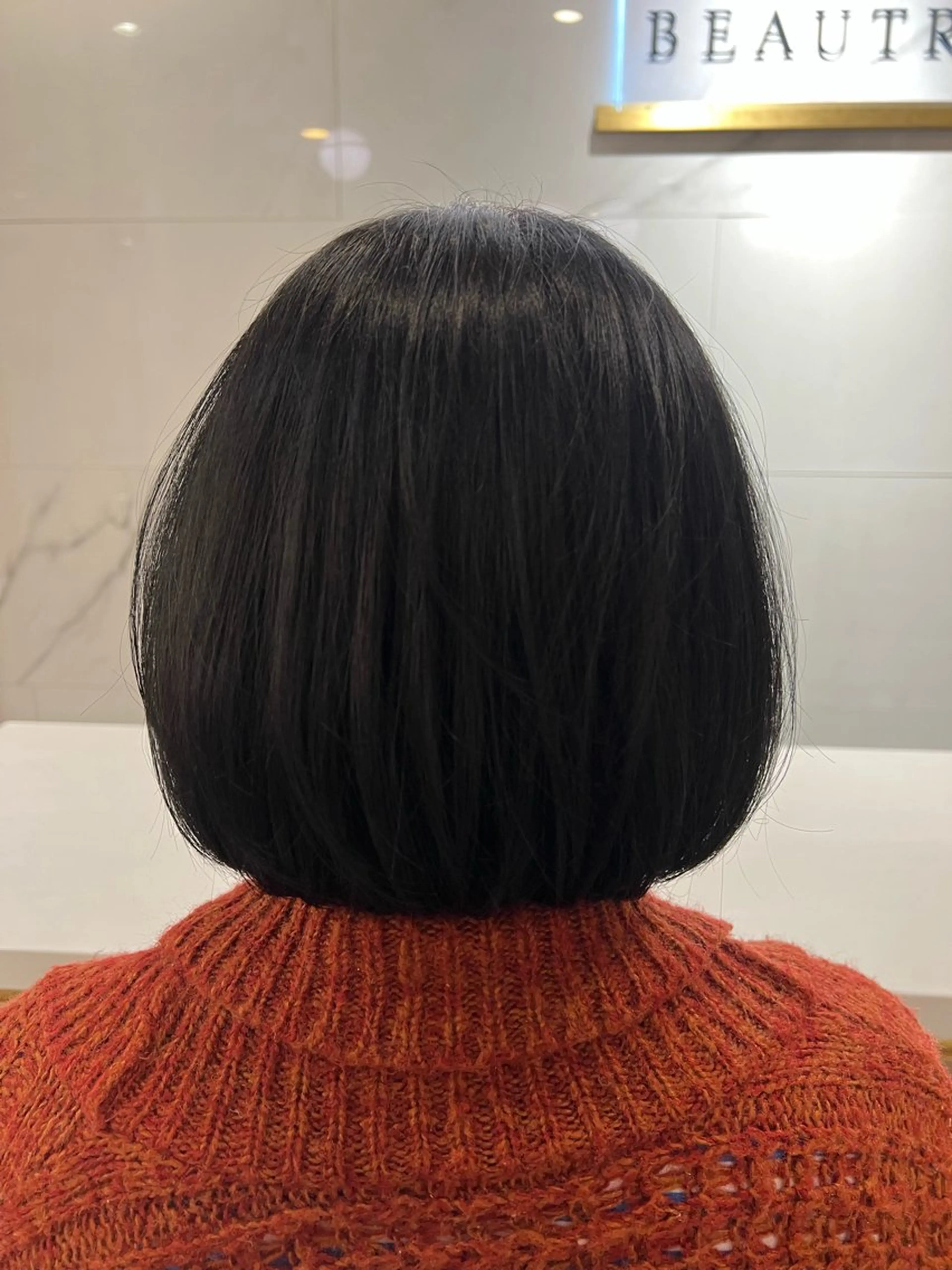 ショート 村中 逸紀のヘアスタイル