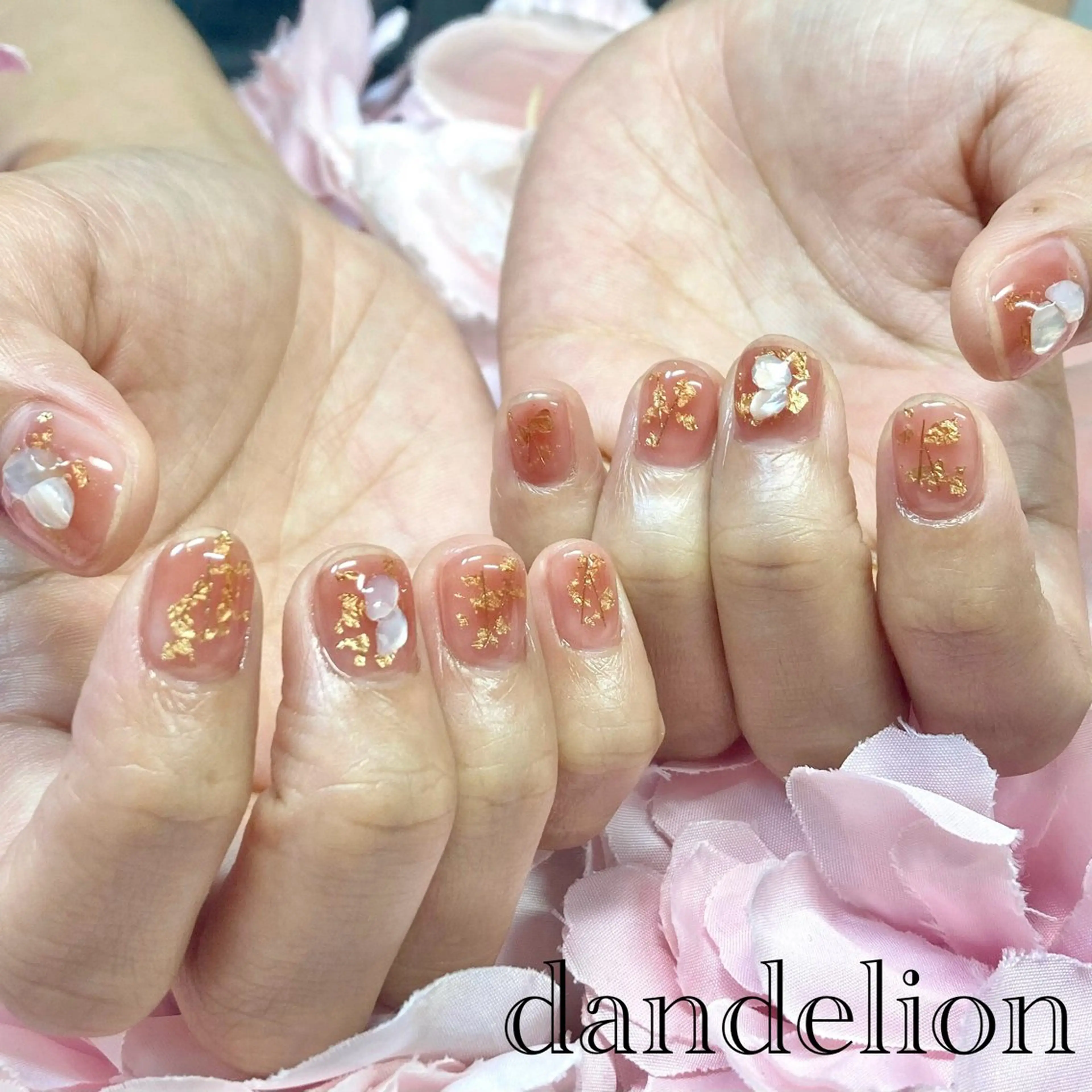 ネイル ハンドネイル ハンドケア dandelion ダンデライオンのネイルデザイン