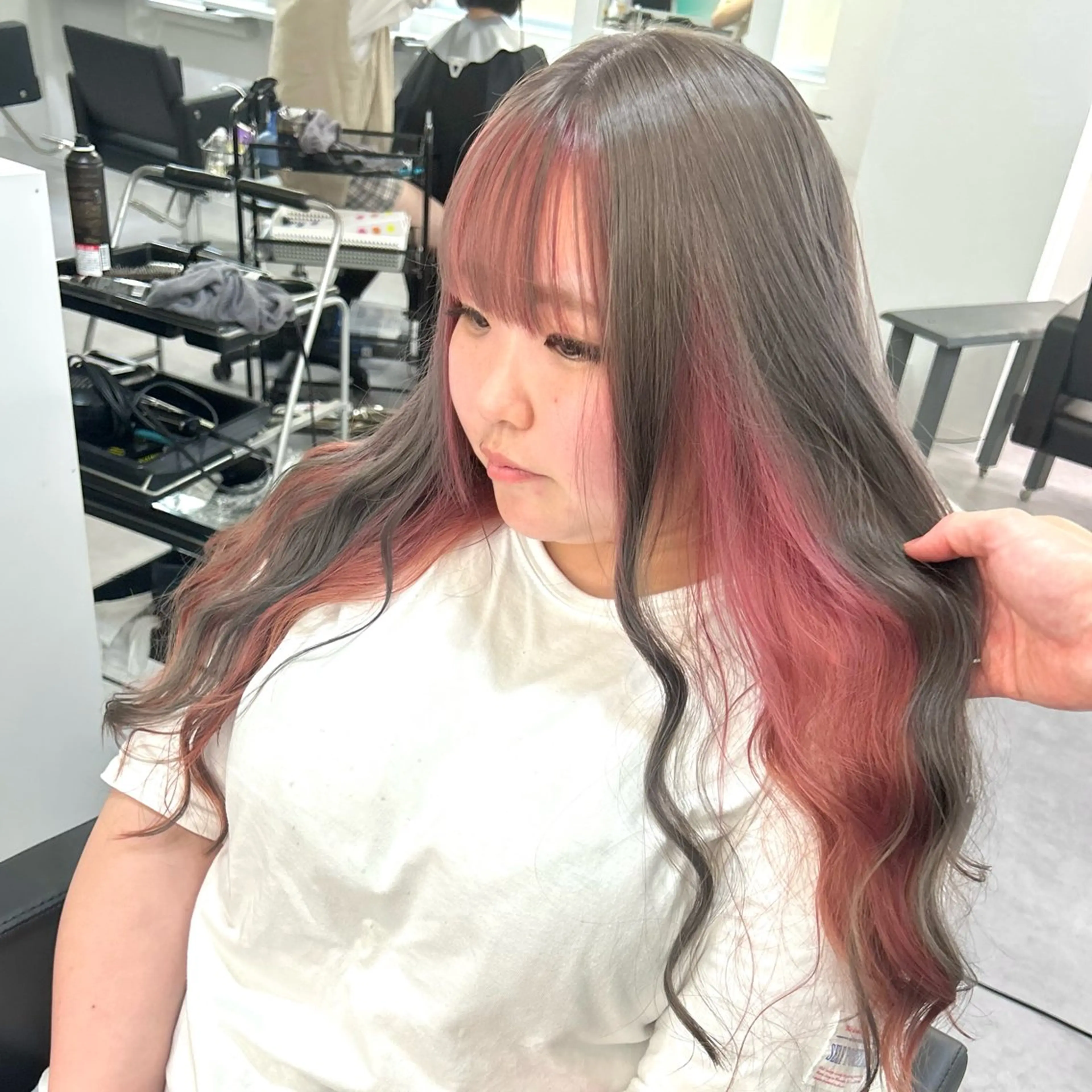 カラー ベージュカラー ブリーチ ダブルカラー グレージュ ハイトーンカラー ミルクティーベージュ /ピンク/大阪/堀江のヘアスタイル