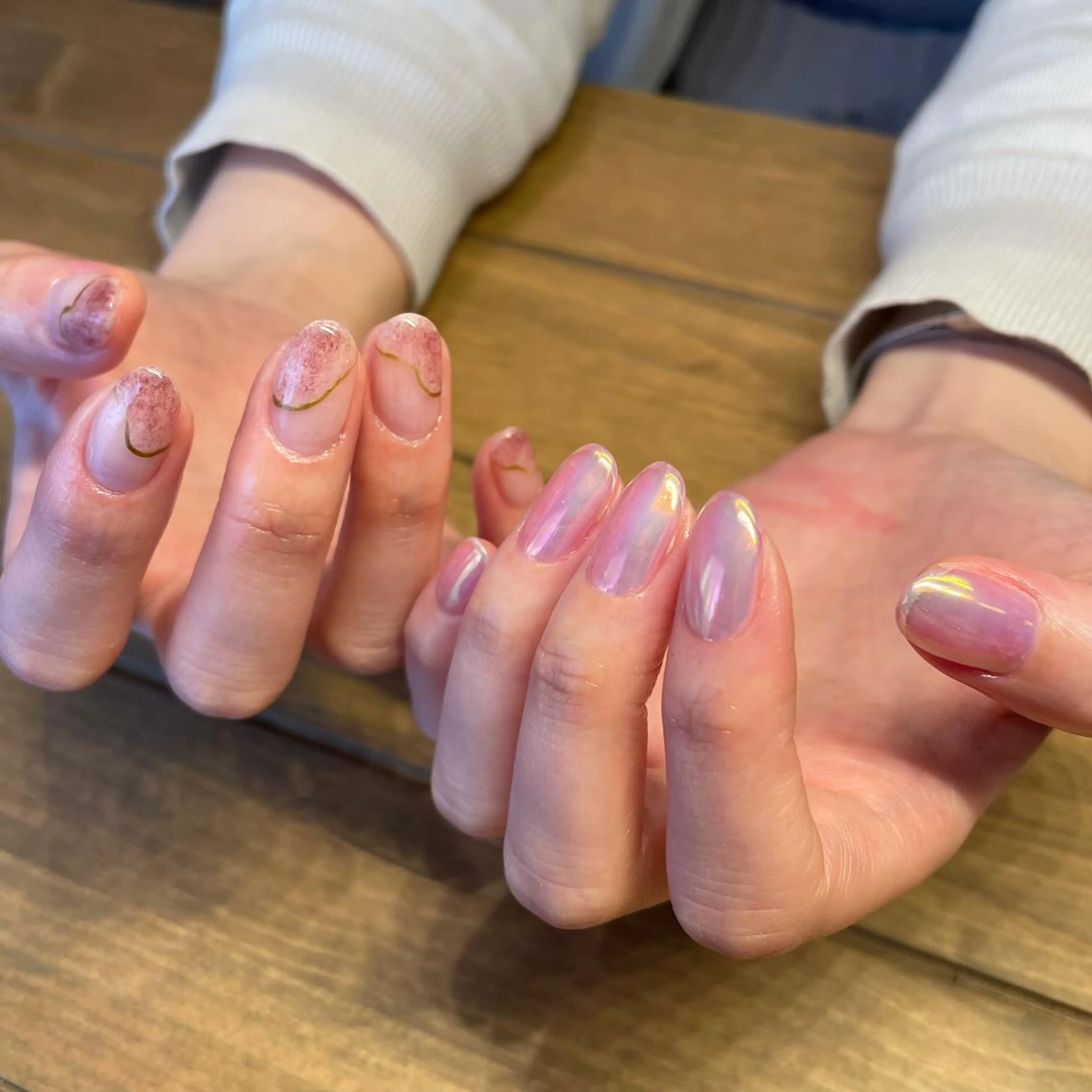 ミディアム ネイル ジェルネイル マグネットネイル ニュアンスネイル ワンカラーネイル パラジェル 10ten Mikiのネイルデザイン