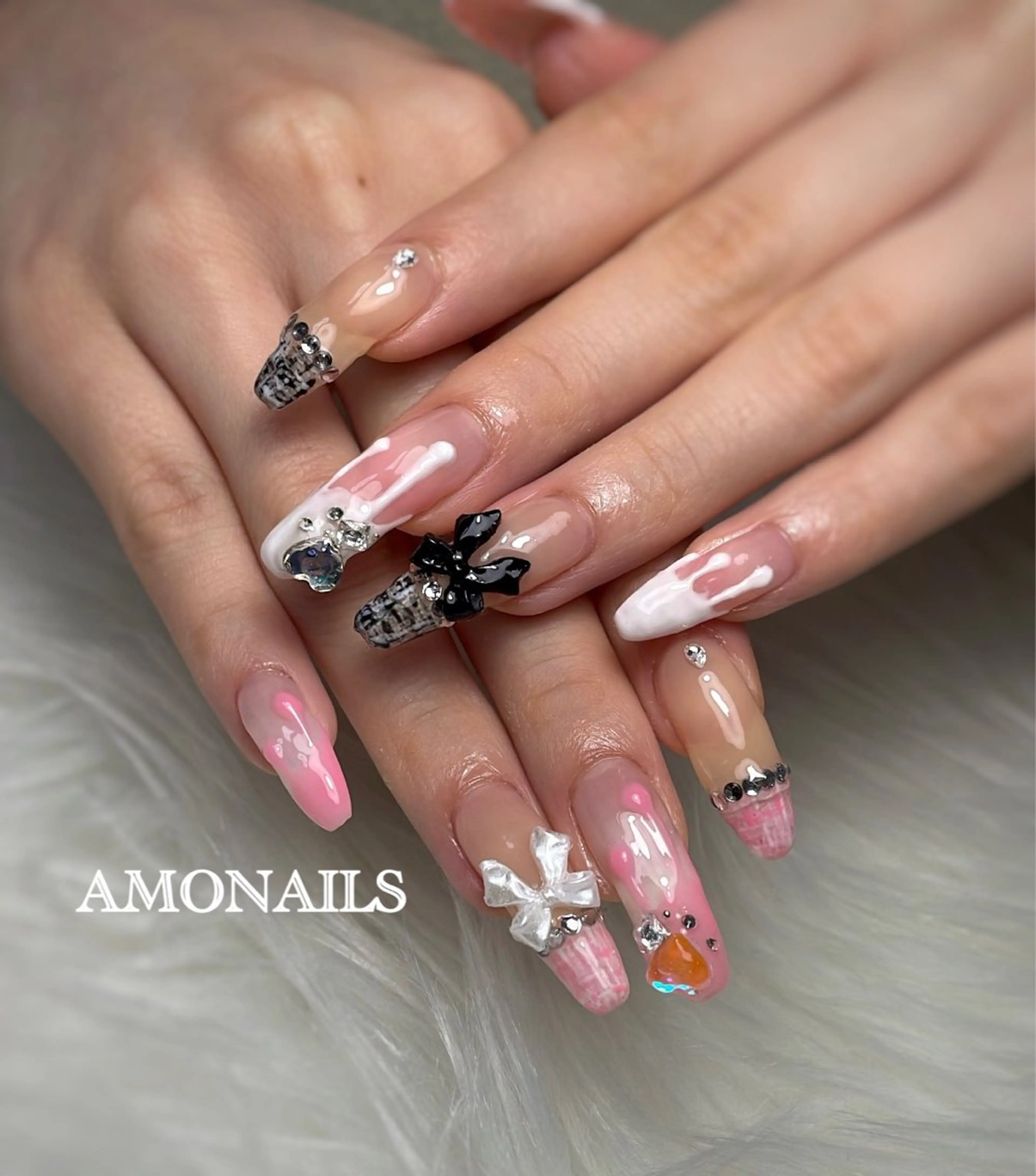 ネイル ハンドネイル フットネイル AMONAILS *.のネイルデザイン