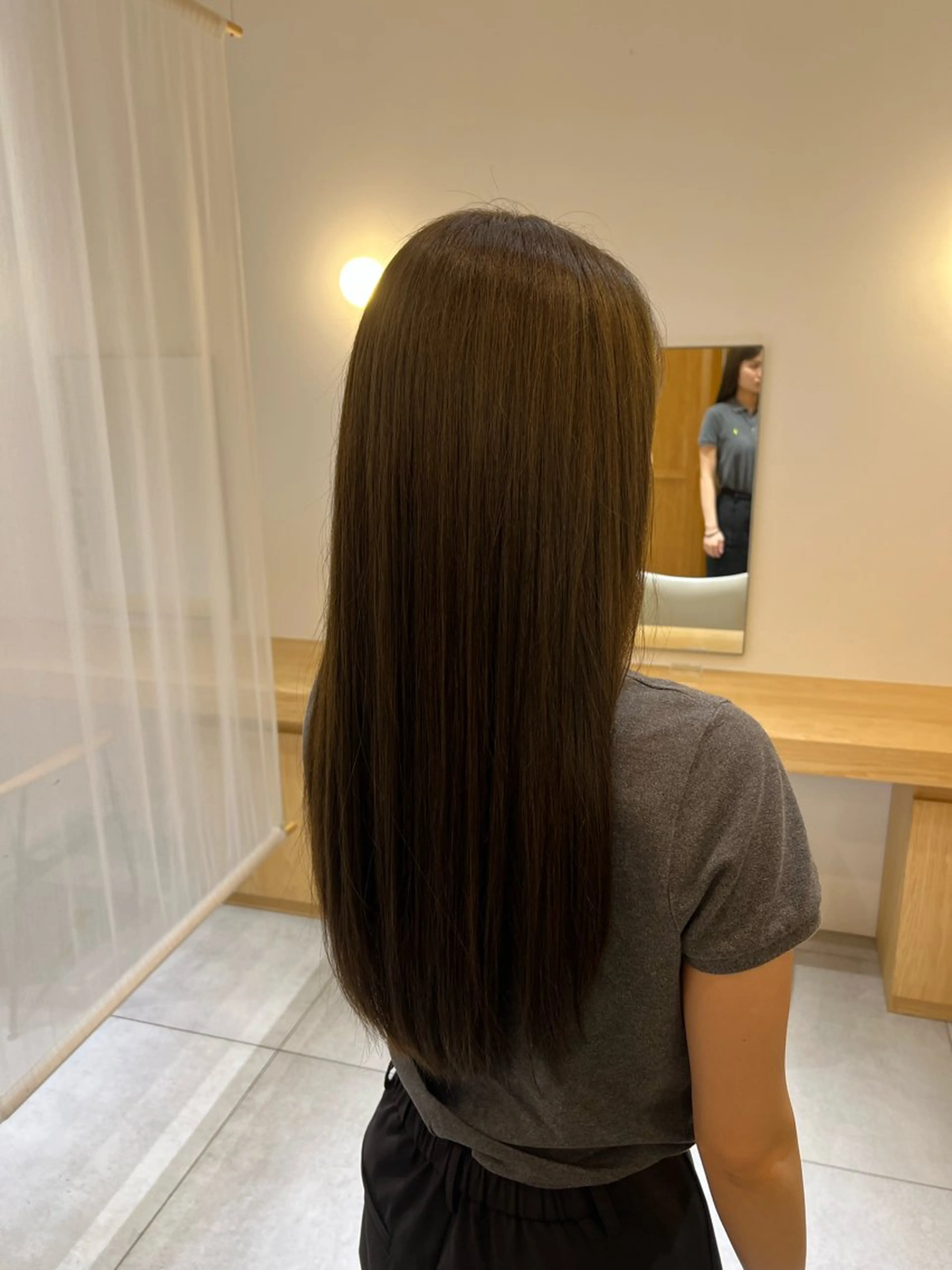 🍑《抜け感のあるツヤカラー》メンテナンスカット×透明感カラー×2stepトリートメントの写真