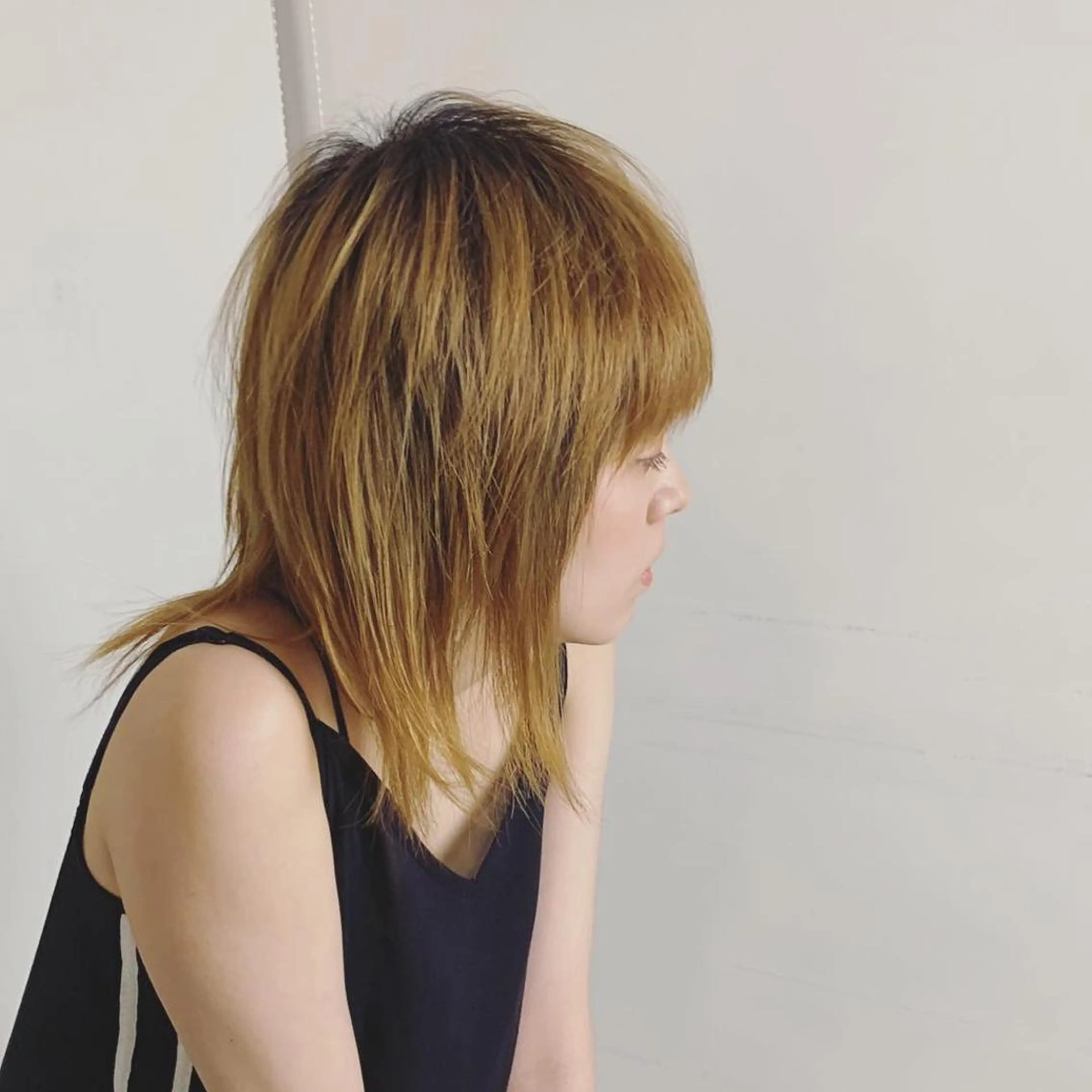 ミディアム カラー ヘアアレンジ ボブ レイヤーカット カット ヘアカラー トリートメント brut(ブリュット)所属・秋葉 一郎のヘアスタイル