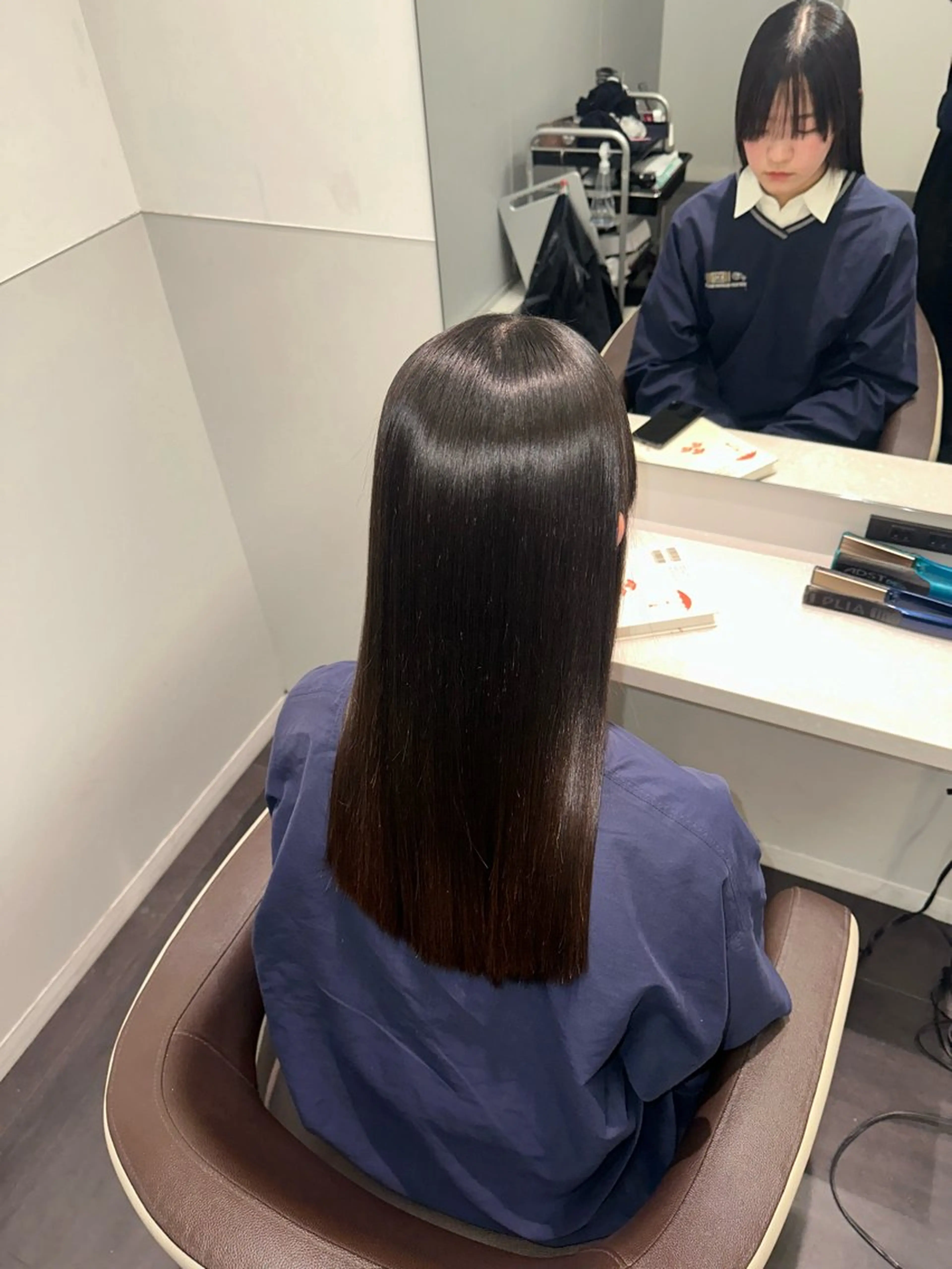 セミロング Wisteria所属・美髪特化✨ 伊織✨縮毛矯正✨のヘアスタイル