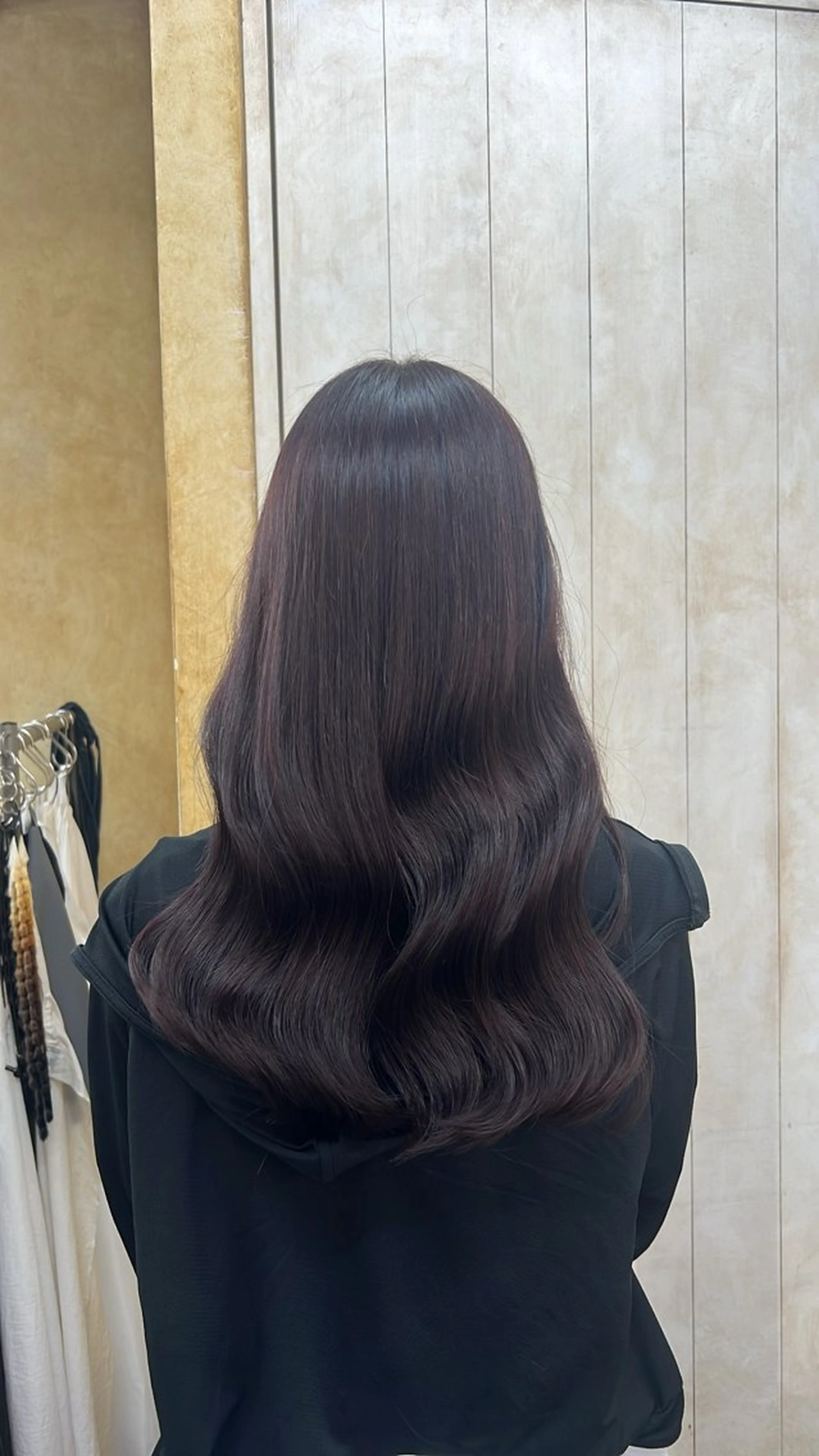 ロング ヘアカラー ともざねゆか UniQのヘアスタイル