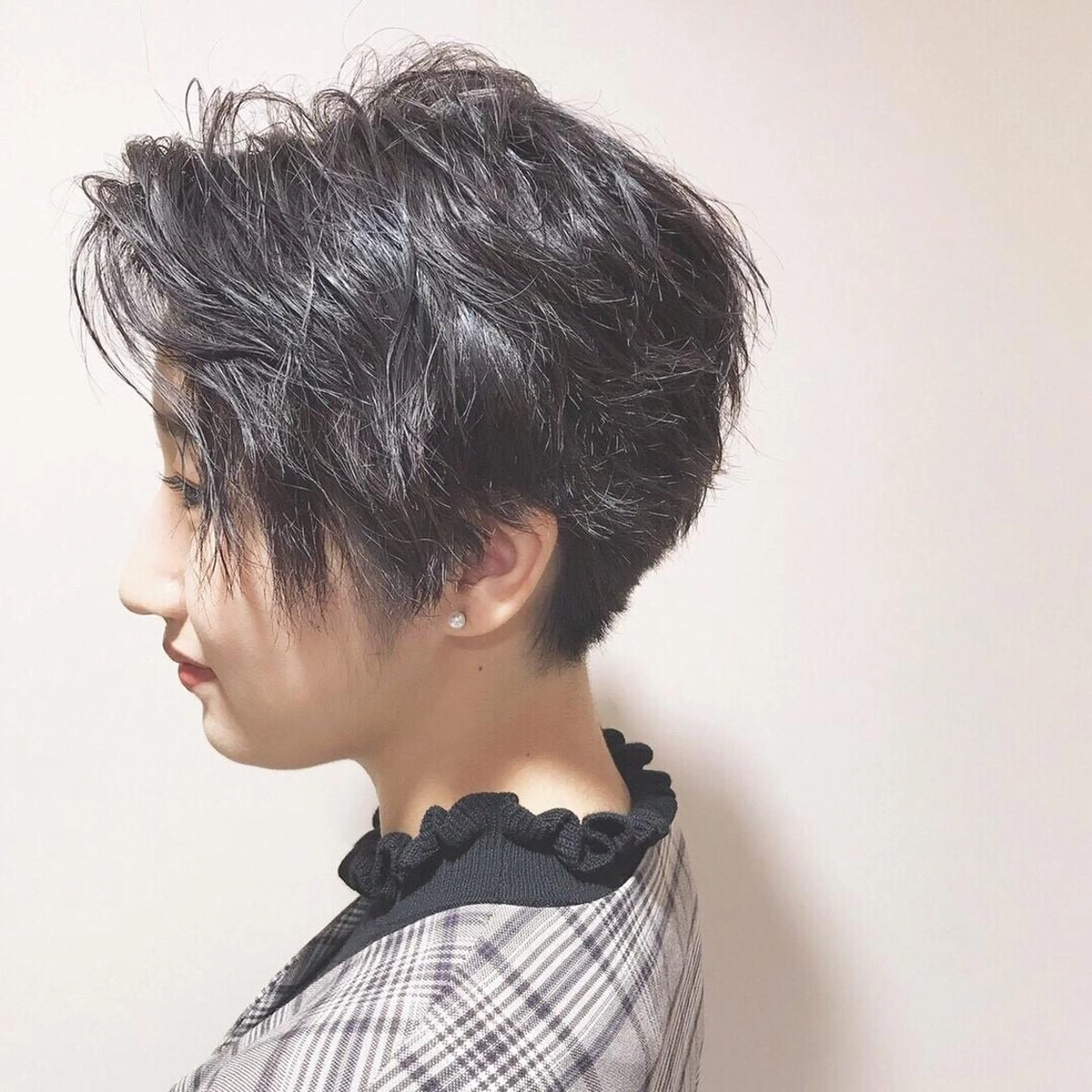 ショート カラー 黒川 司のヘアスタイル