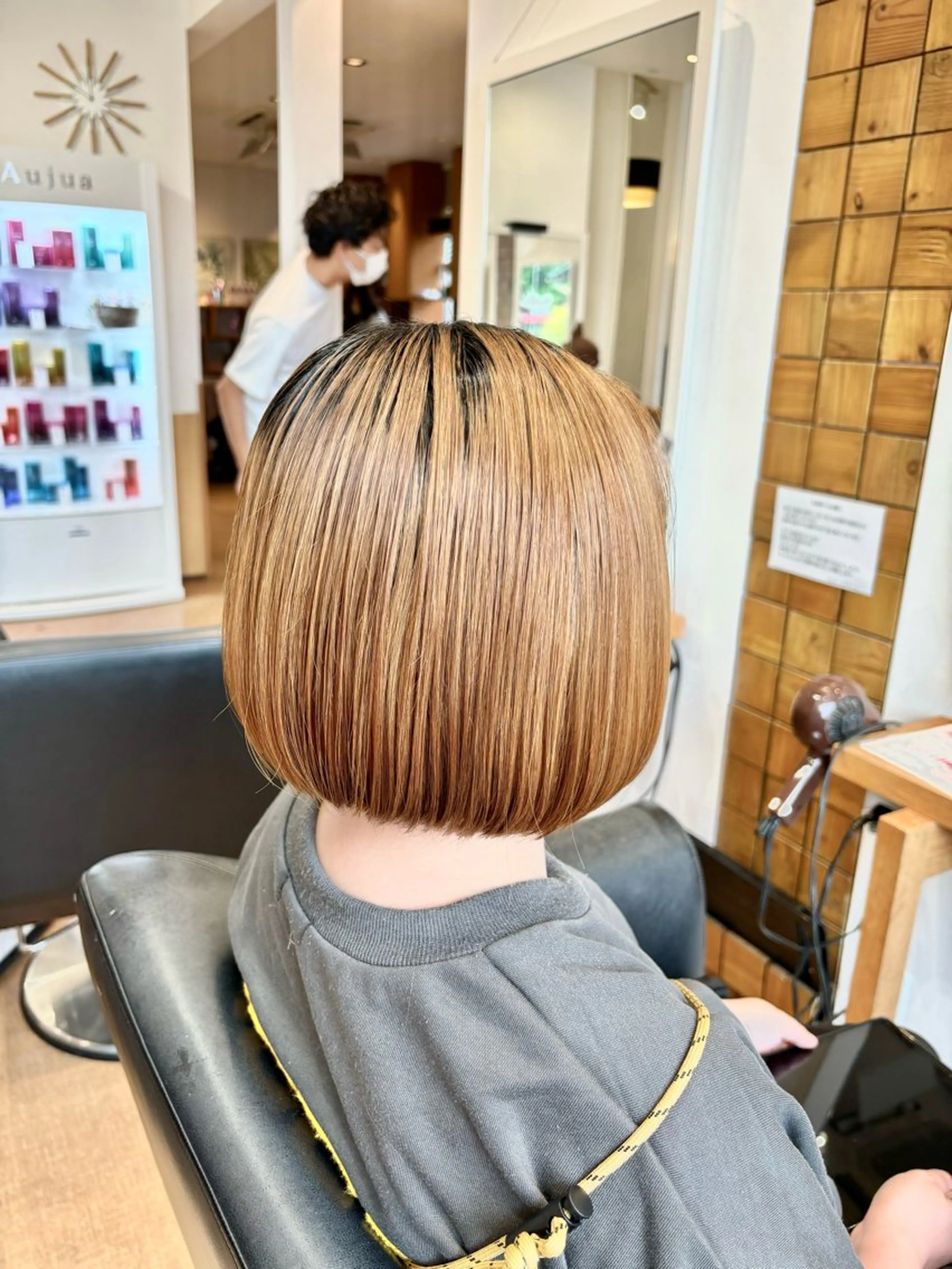 ショート 切りっぱなしボブ ボブ 秋山知穂　縮毛矯正 ショートが得意☆のヘアスタイル