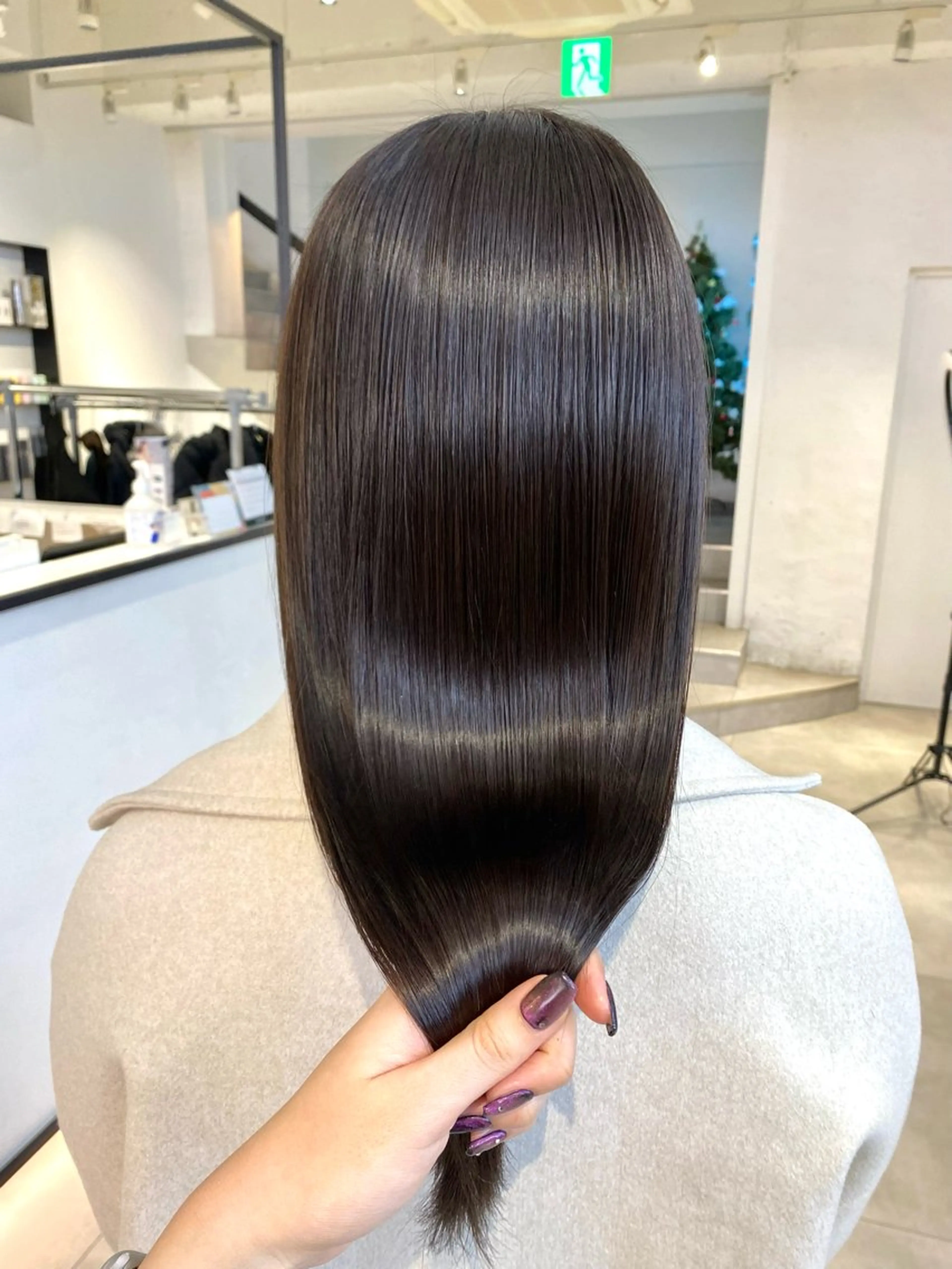 セミロング ヘアカラー トリートメント ヘアセット 韓国風艶カラー 🇰🇷🩶/REIのヘアスタイル