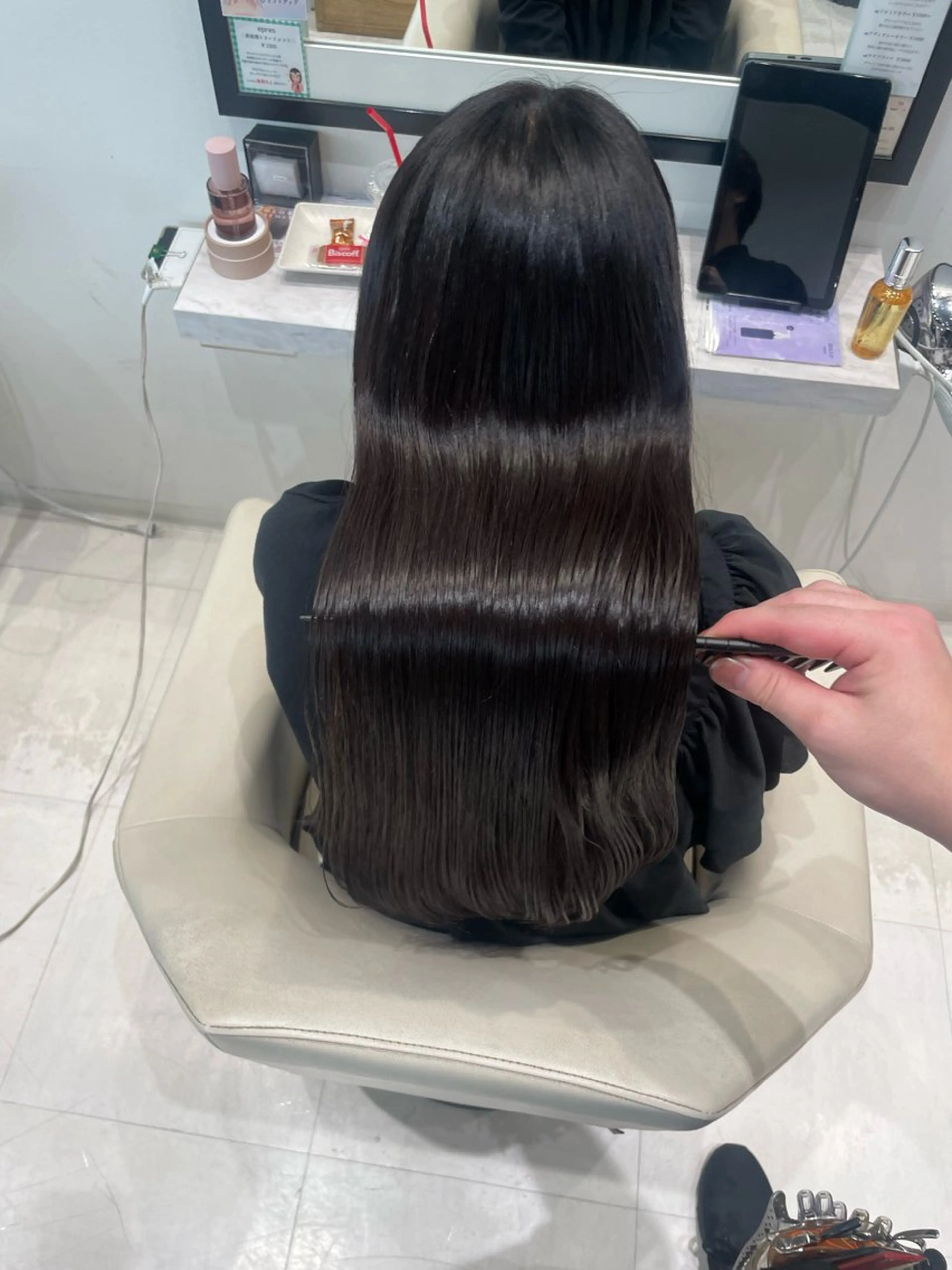 ロング パーマ 縮毛矯正 トリートメント k-two✨たき艶感 カラー／美髪矯正のヘアスタイル