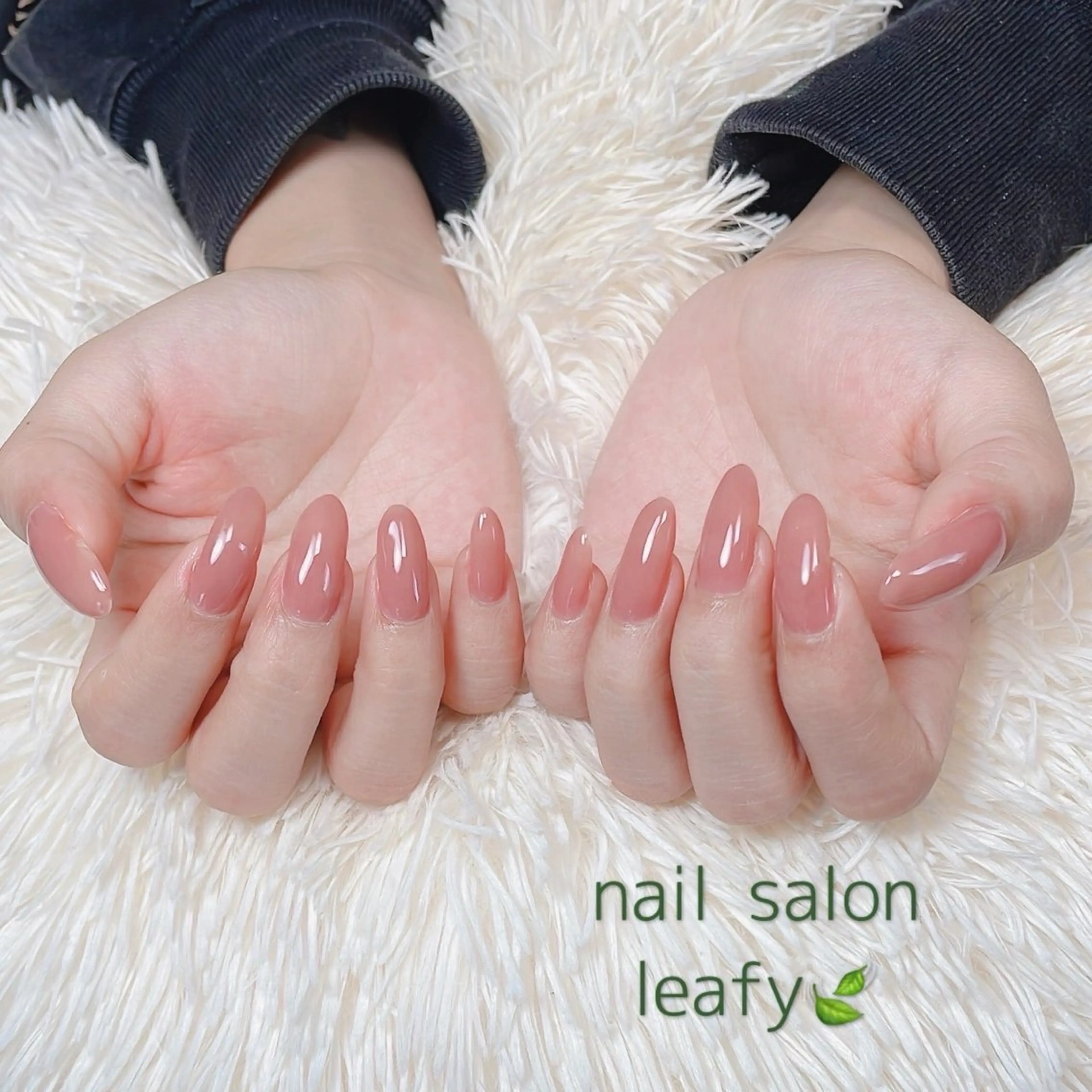 ネイル ワンカラーネイル ハンドネイル ネイルサロン leafyのネイルデザイン