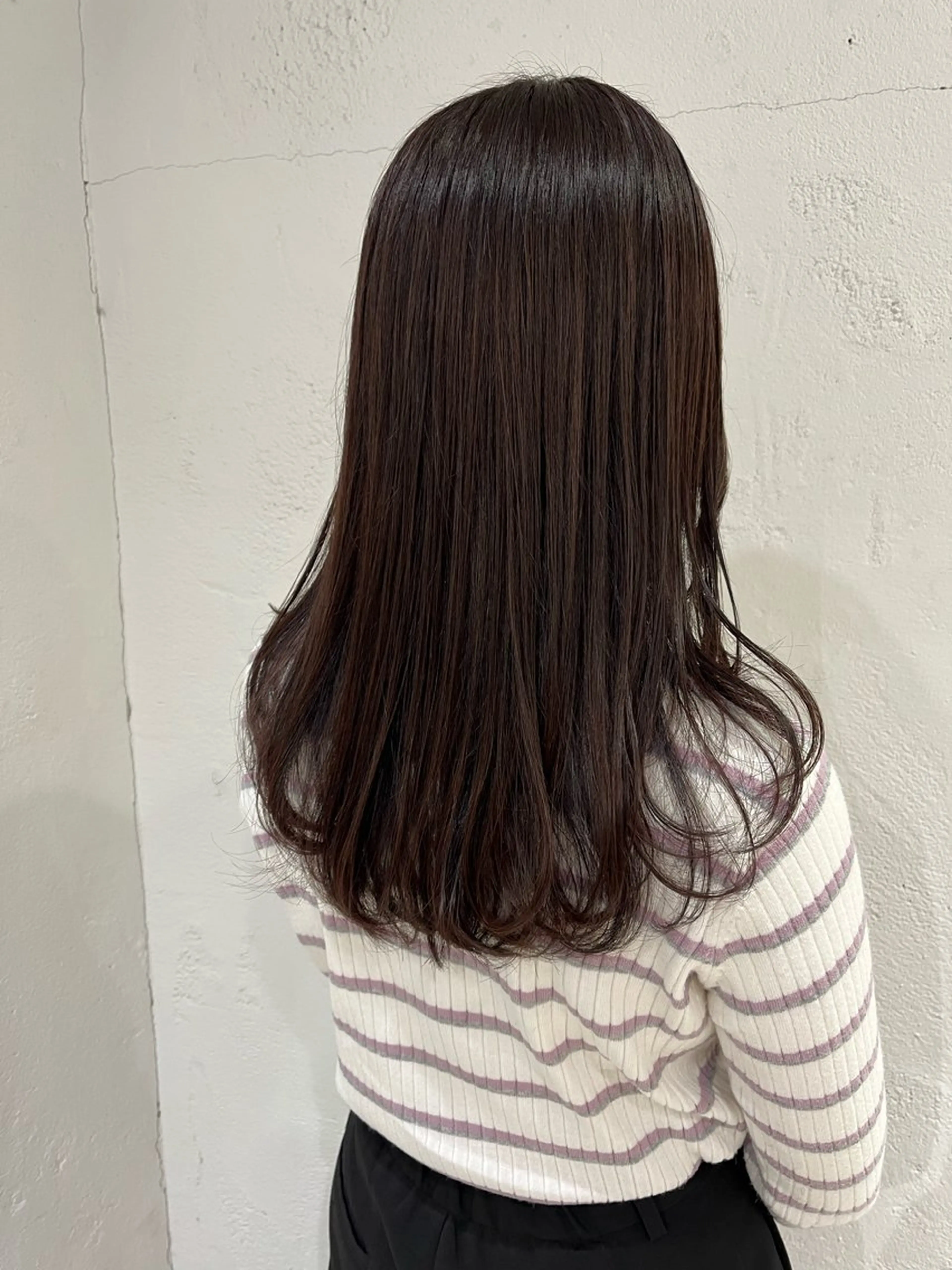 ロング カラー アッシュ 透明感カラー ラベンダーカラー ラベンダーアッシュ レイヤーカット ボブ/髪質改善カラー 深沢楓のヘアスタイル