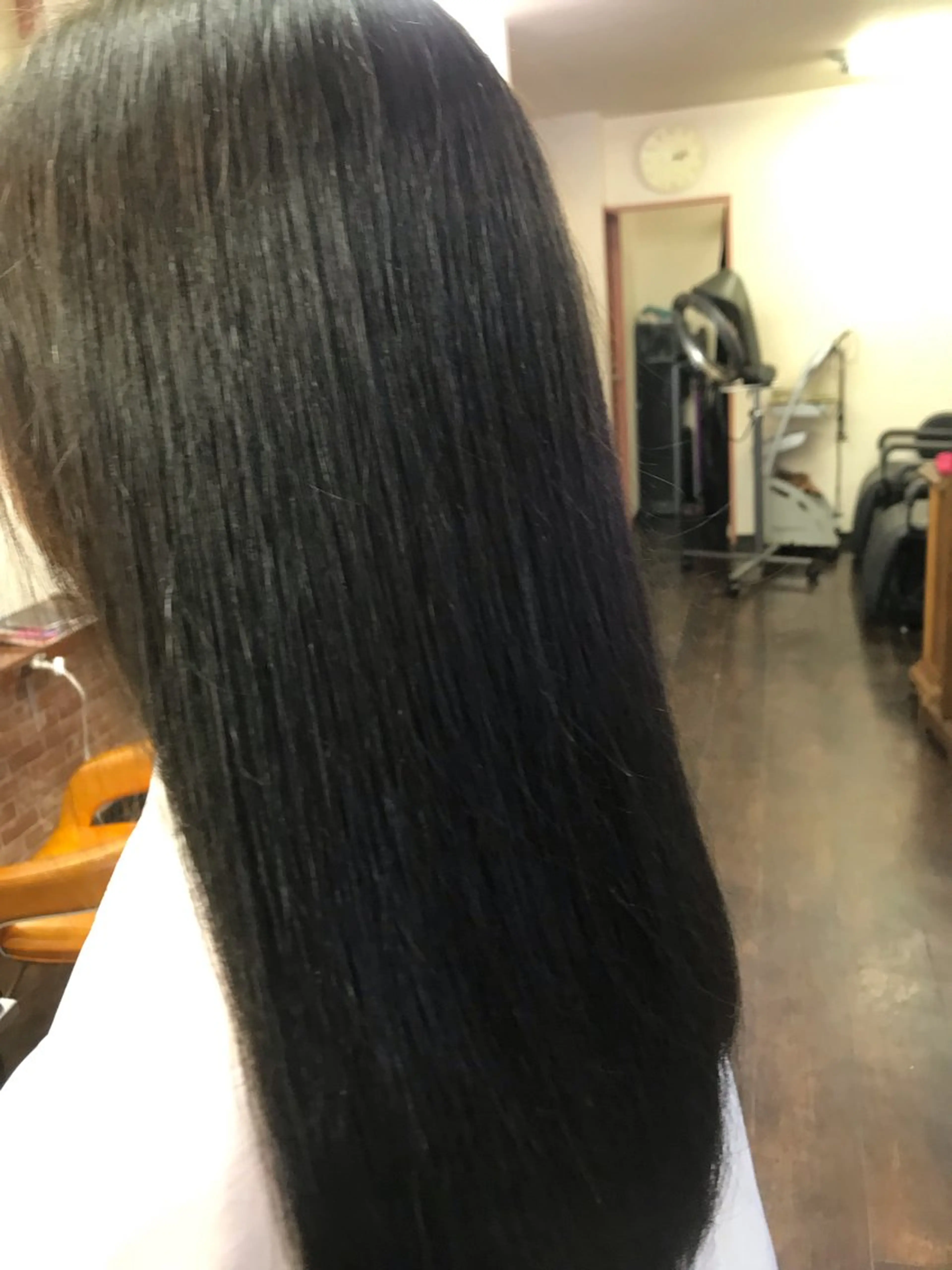 セミロング パーマ 桧山 真のヘアスタイル