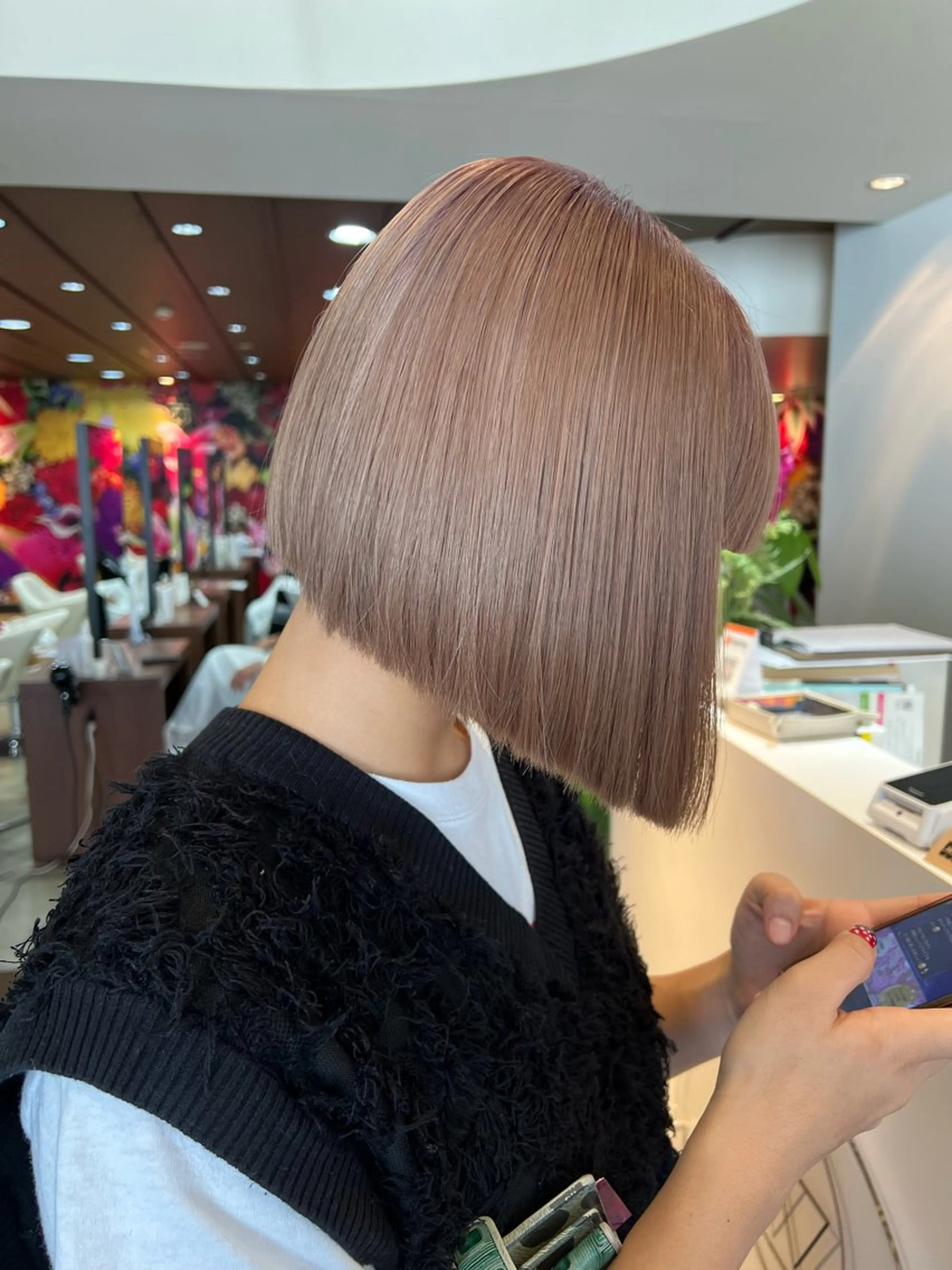 ショート 韓国風カラー 韓国風ヘア ヘアカラー Hanna by W_SALONのヘアスタイル