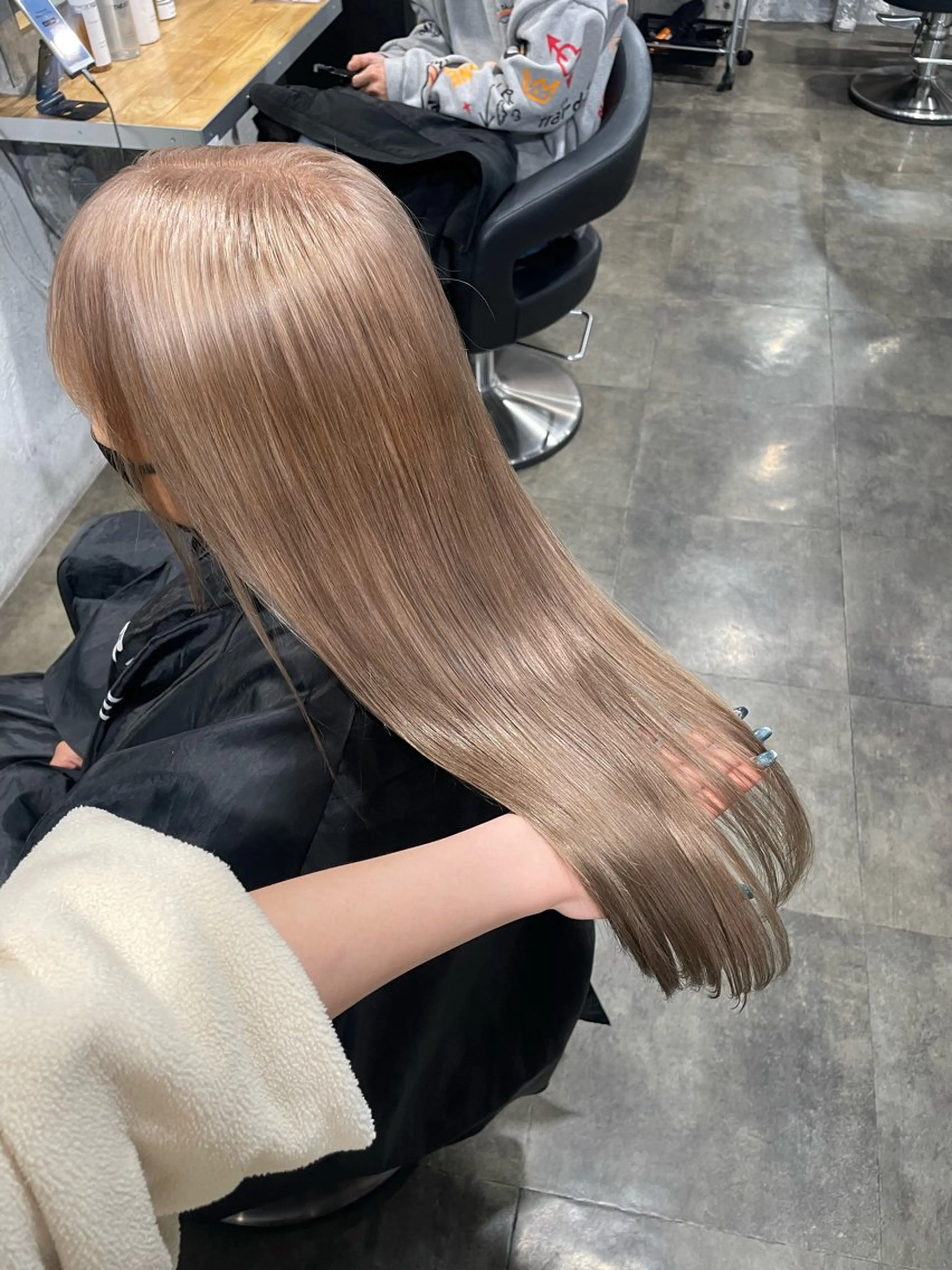 ロング ヘアカラー ハイトーンブロンド 横浜💞ミオのヘアスタイル
