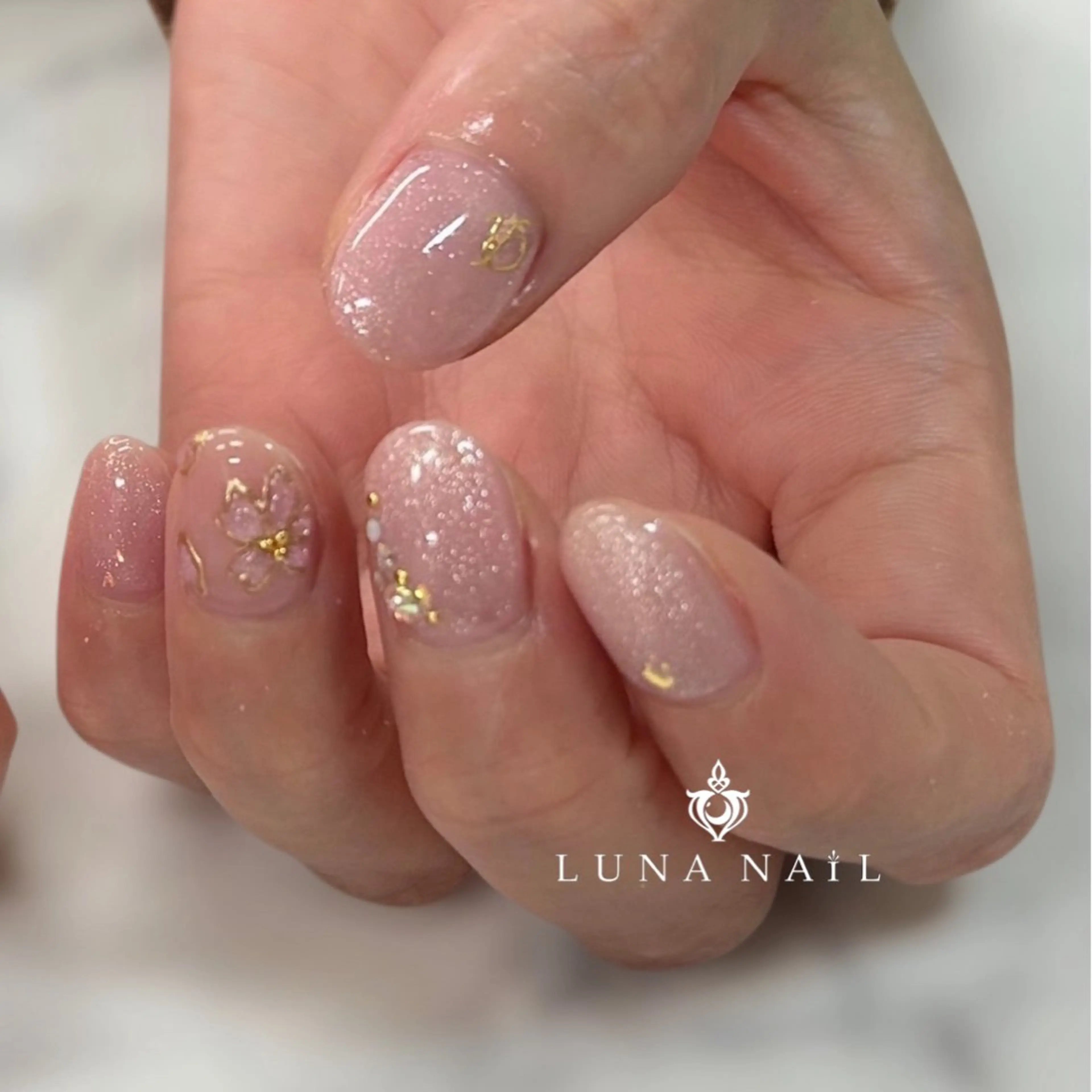 ネイル ハンドネイル アトリエ　ミモザ所属・いまむら あかりのネイルデザイン