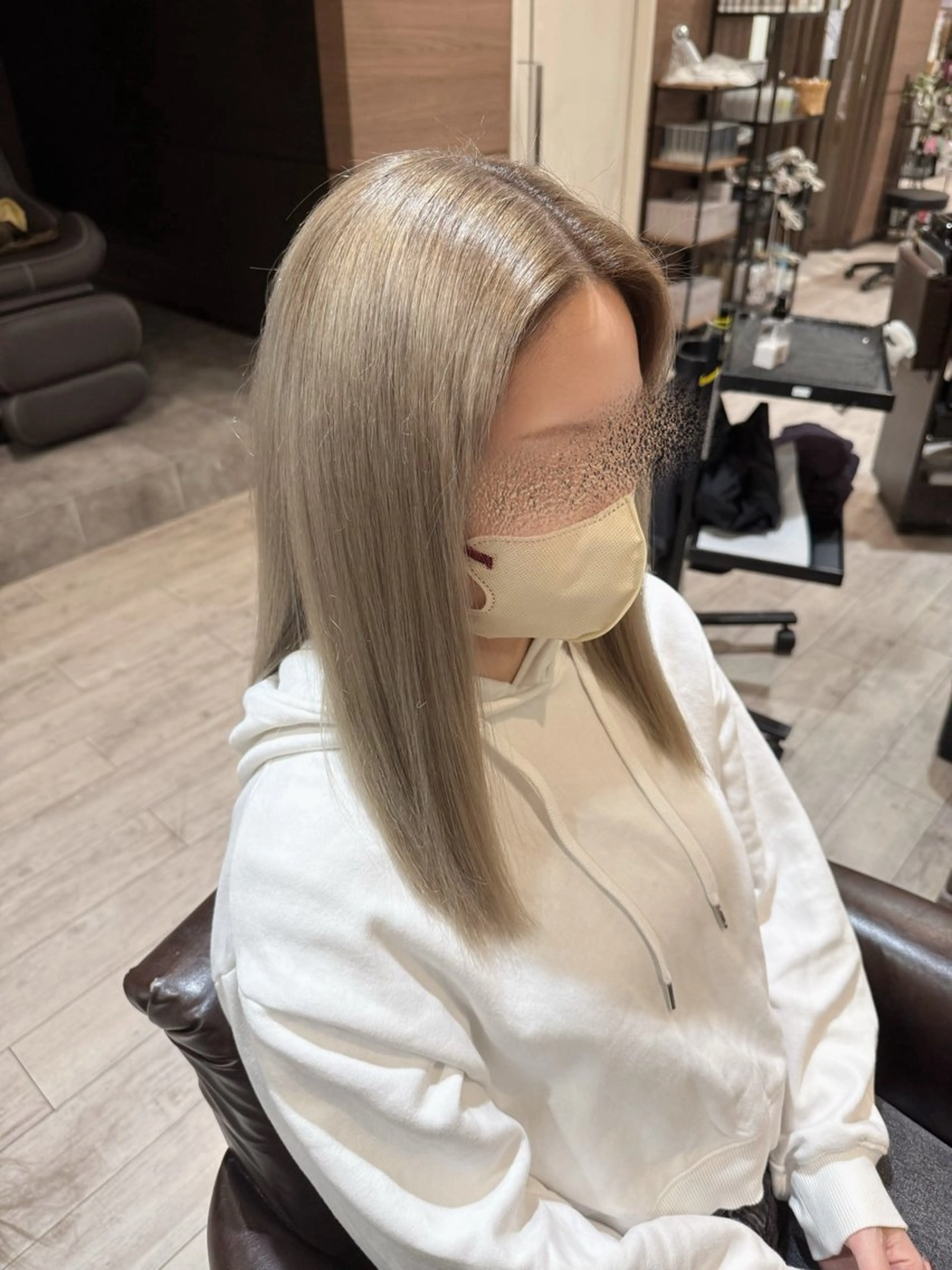 セミロング カット ヘアカラー hair make　chou-chou所属・RIO .のヘアスタイル