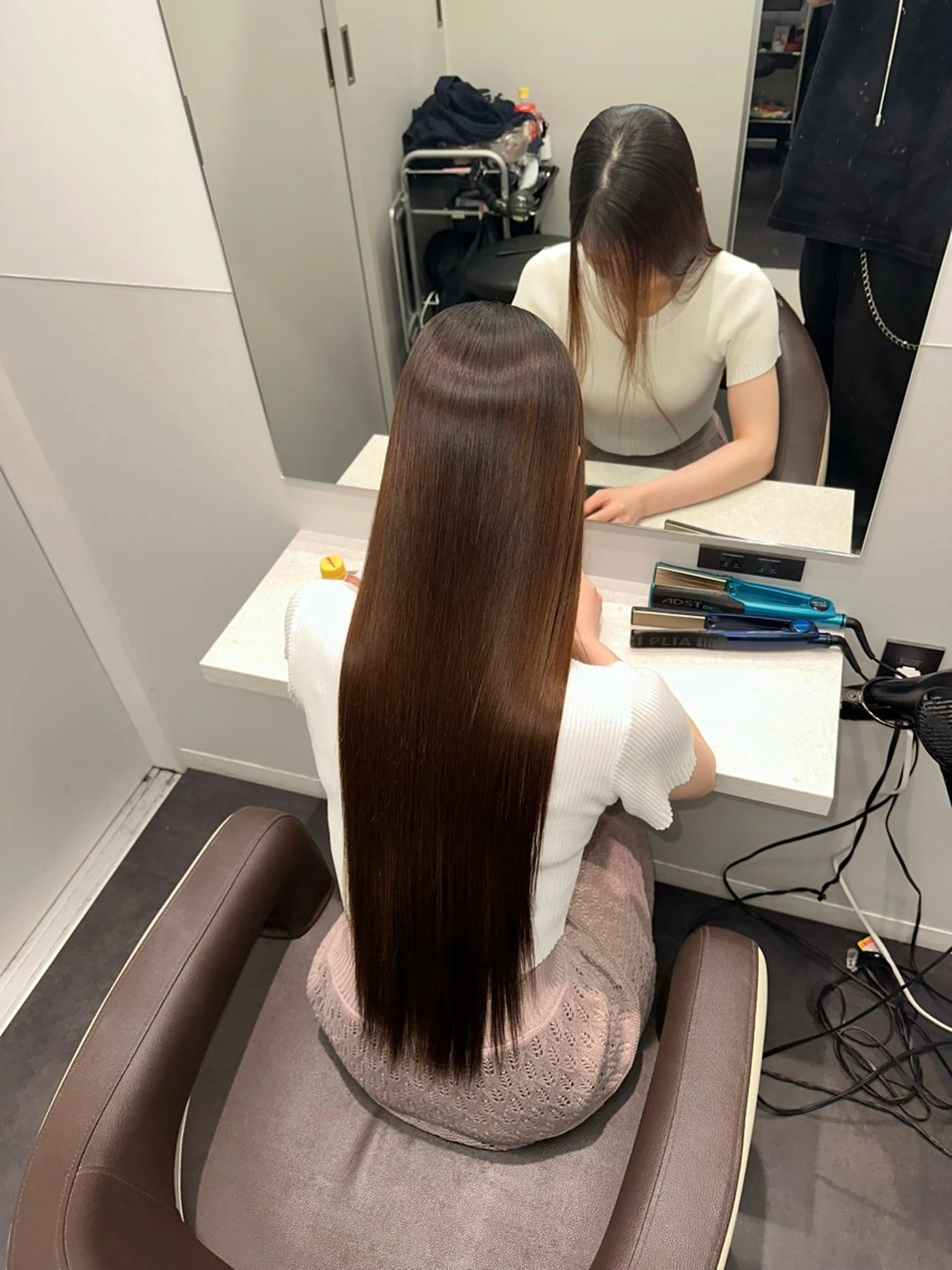 ロング Wisteria所属・美髪特化✨ 伊織✨縮毛矯正✨のヘアスタイル