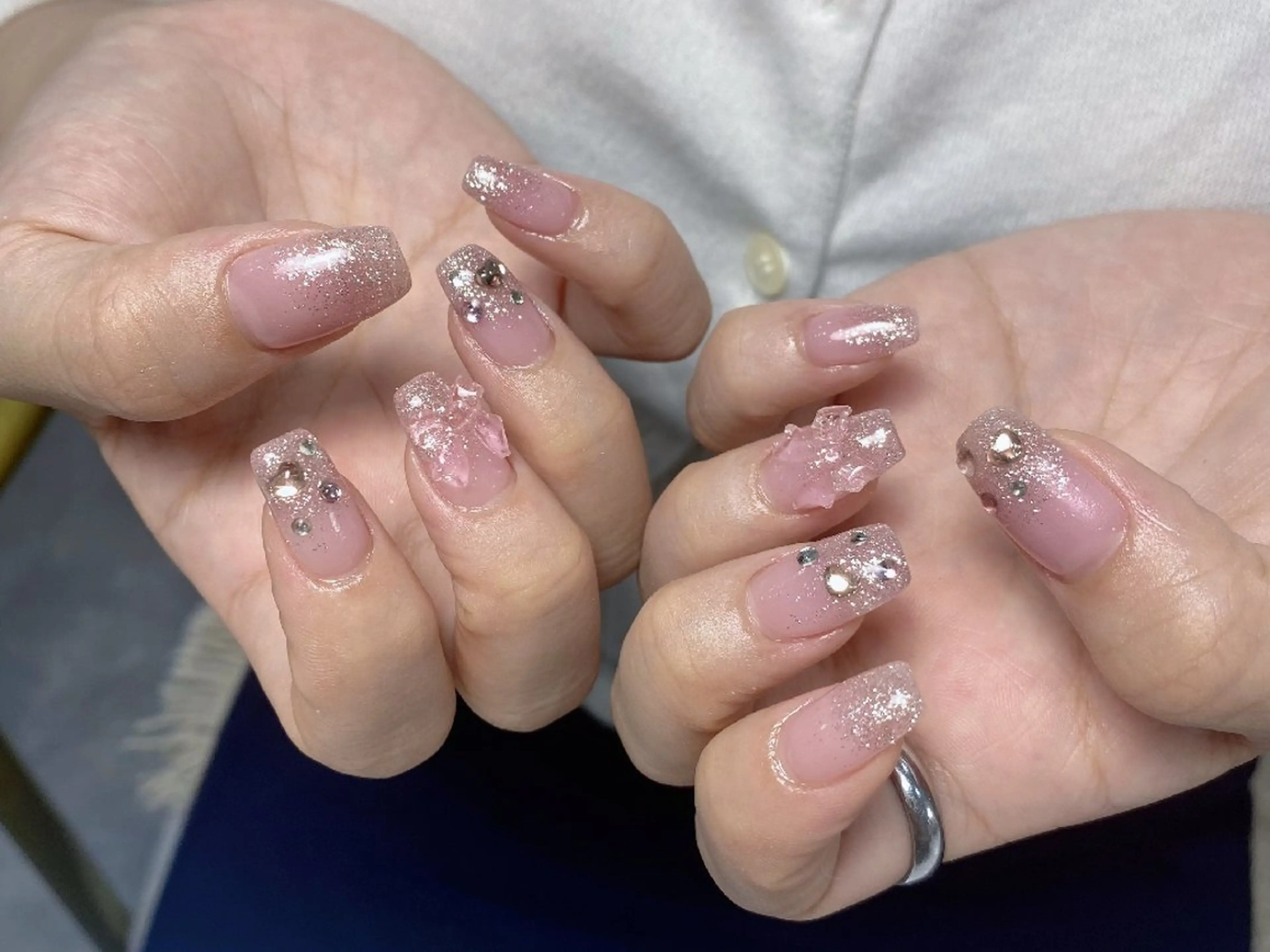 ネイル アートネイル フラワーネイル フットネイル ジェルネイル ガーリー ハンドネイル UM Nail Salonのネイルデザイン