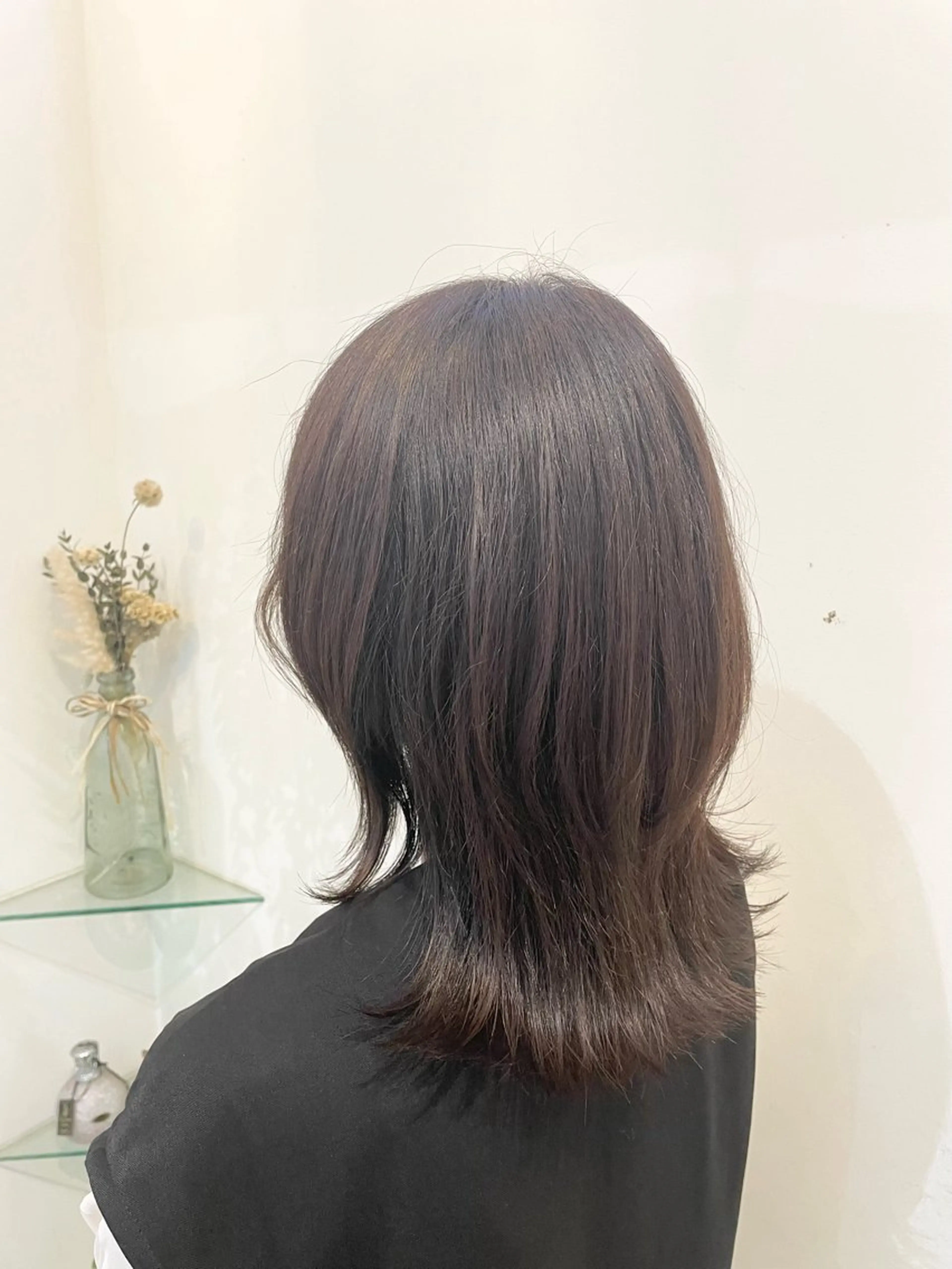 ミディアム カラー カット ヘアカラー トリートメント 髪質改善カラー🤍 エクステ✨君島由実子のヘアスタイル