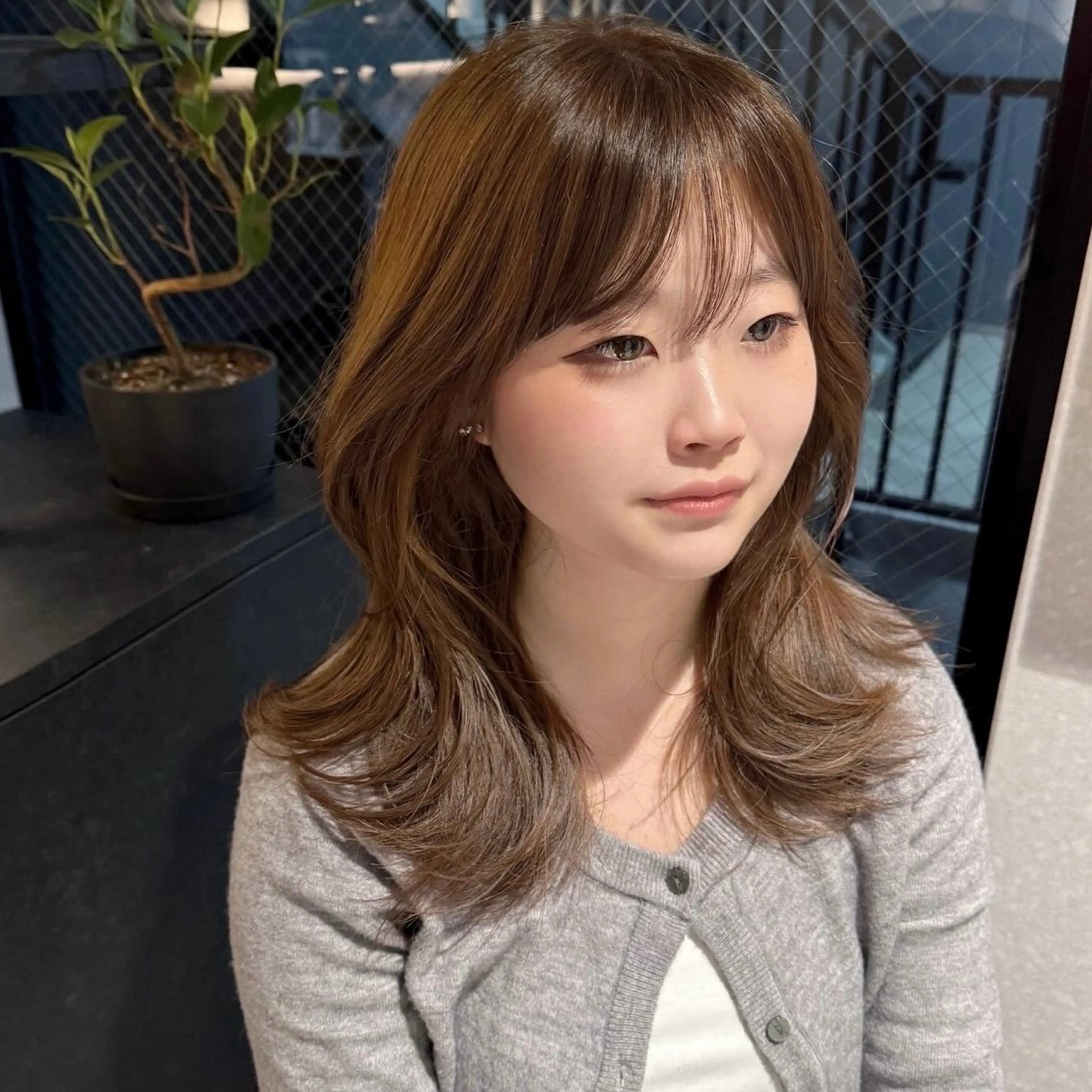 ロング カラー 韓国風ヘア ヘアカラー rin 縮毛矯正/ 髪質改善のヘアスタイル