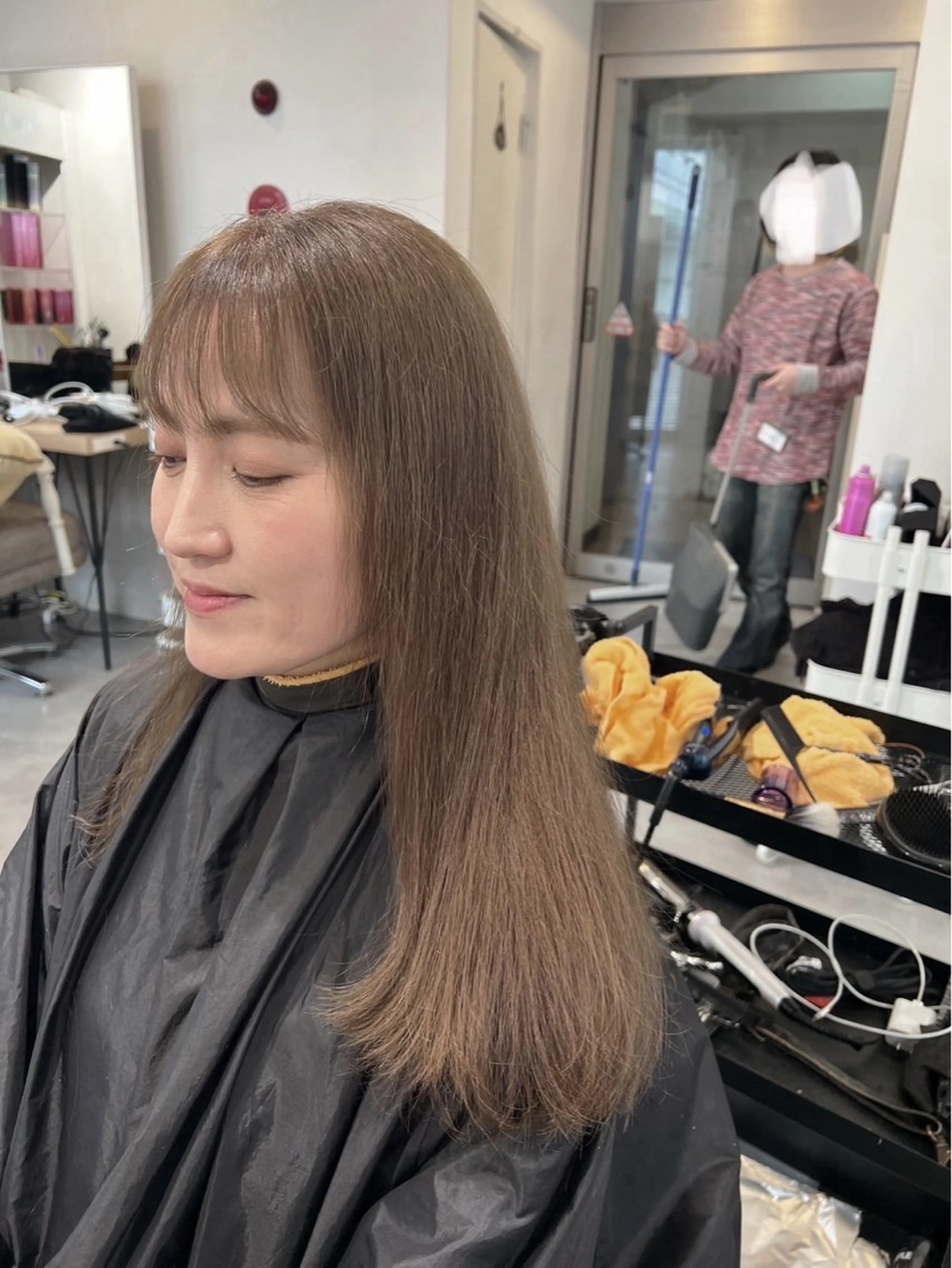 セミロング カラー ブラウンカラー ミルクティーブラウン ヘアカラー トリートメント ROBIN所属・指名数No.1 /NAOYAのヘアスタイル