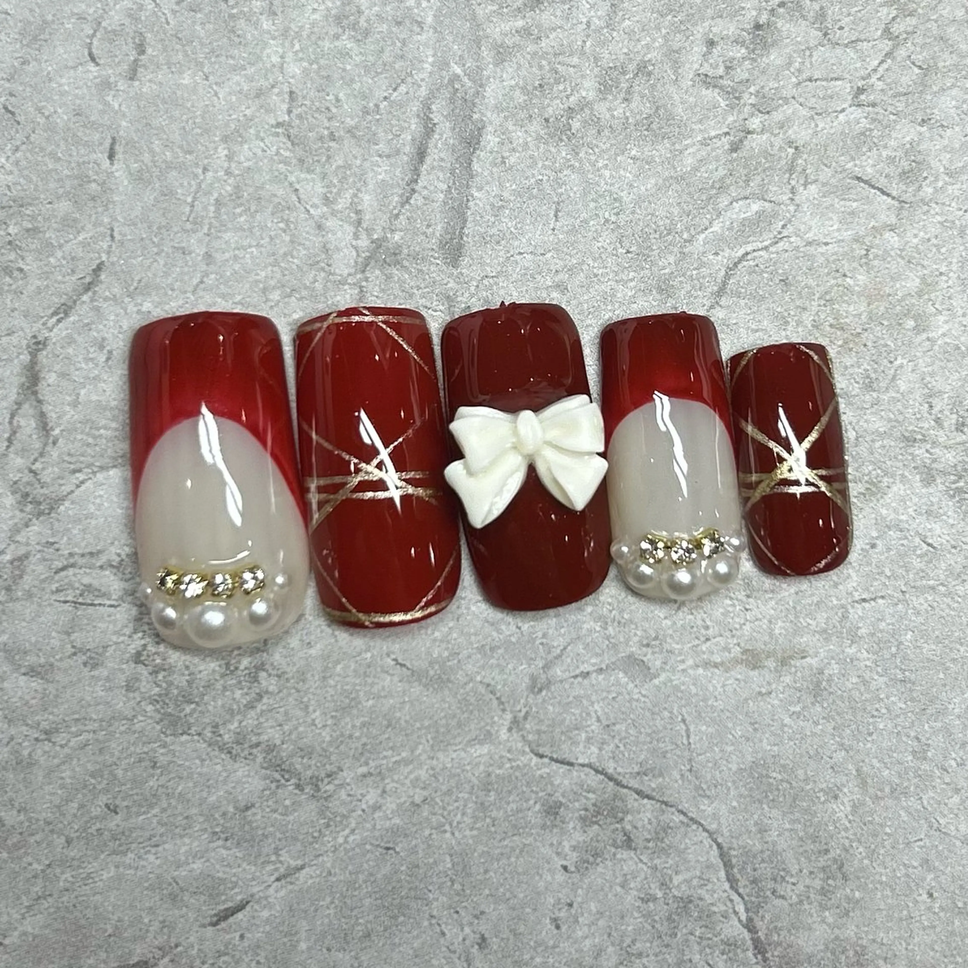 ネイル REVE 🌺yuina🌺のネイルデザイン