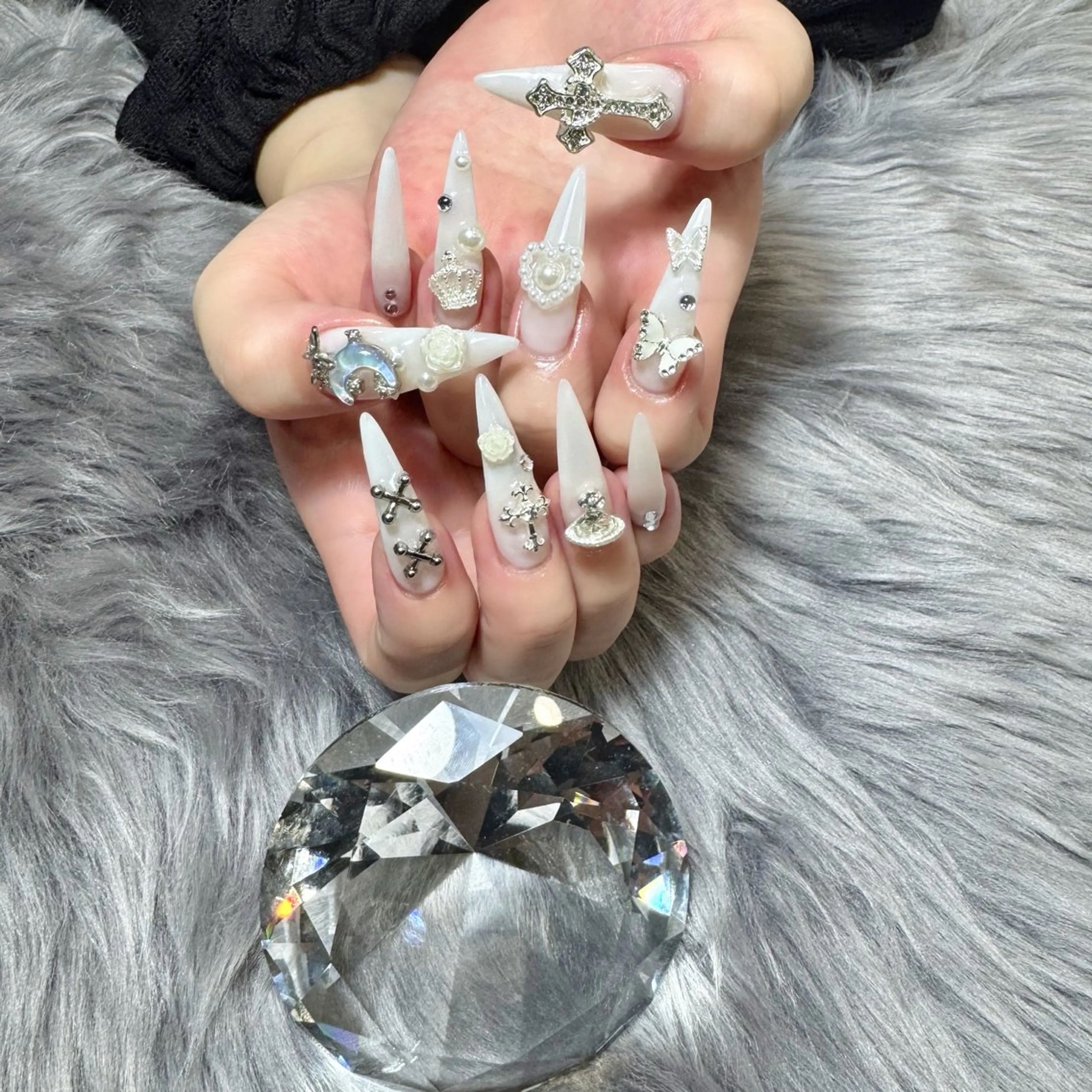ネイル ハンドネイル ドリスネイルサロン所属・Doris Nail Salonのネイルデザイン