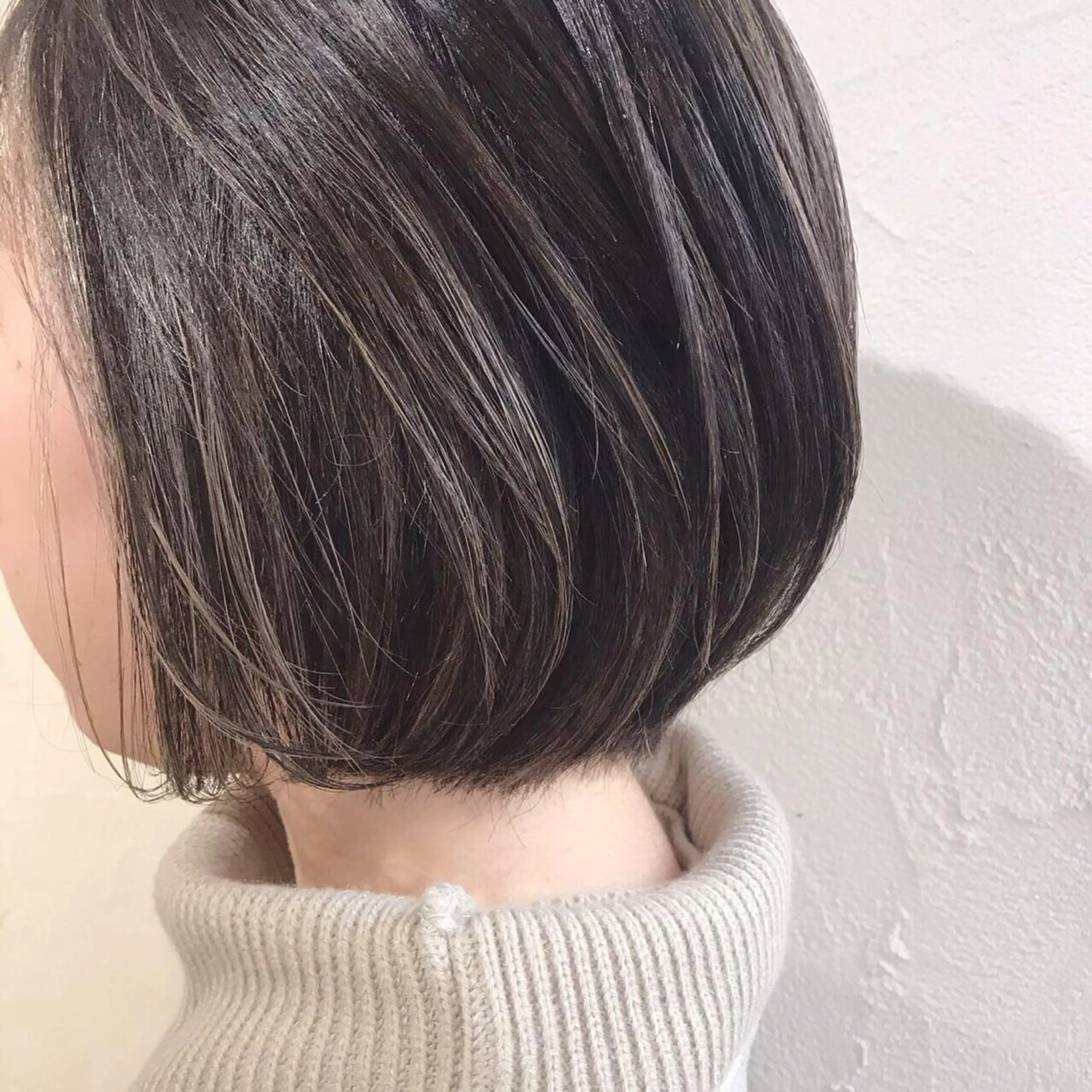 ショート レイヤーカット ヘアカラー CUORE クオーレのヘアスタイル