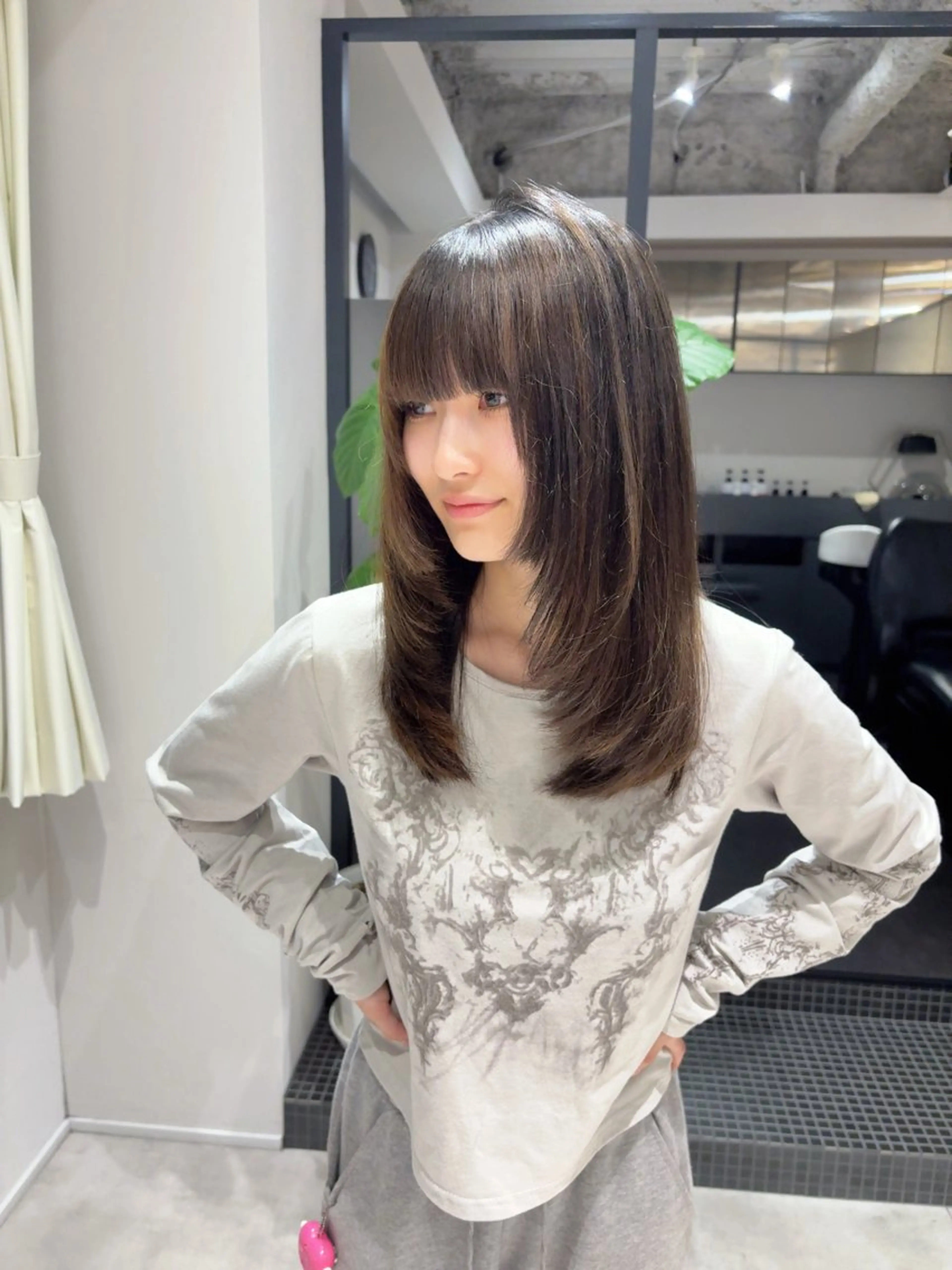 ロング ロングレイヤー 姫カット レイヤーカット ロング カット ユナ🎀レイヤー /韓国/ハイトーンのヘアスタイル